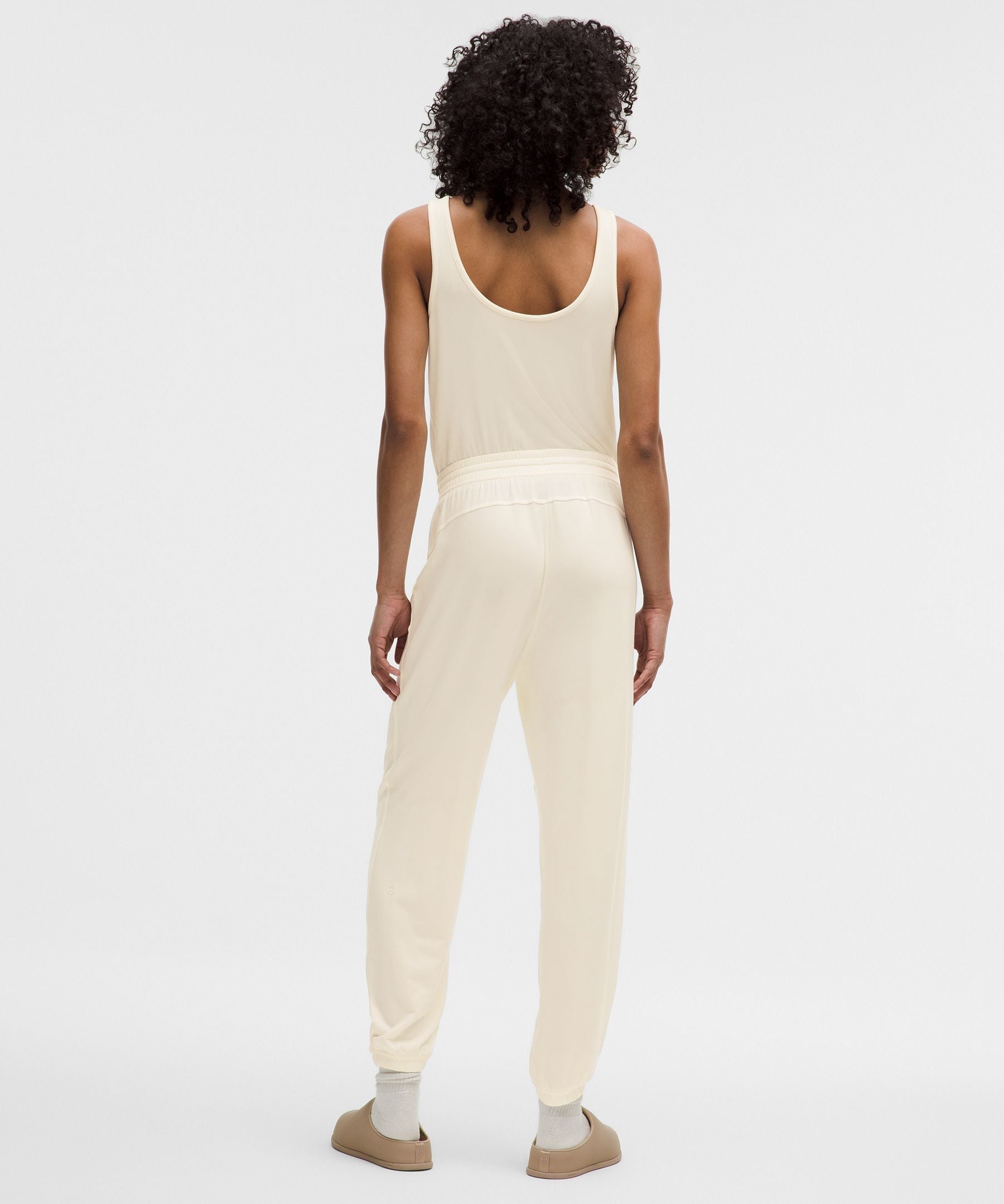 #color_coconut-ivory