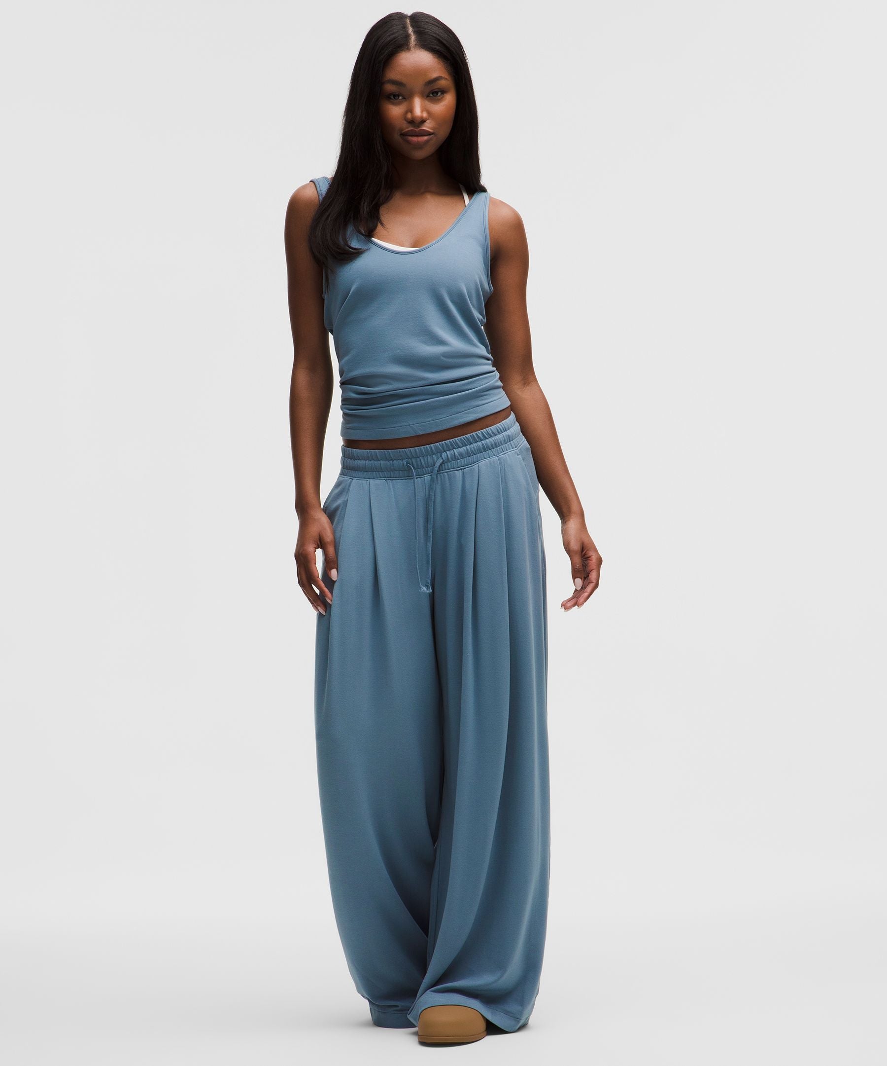 Lululemon Women's BeCalm V-Neck Tank Top *Updated Fabric