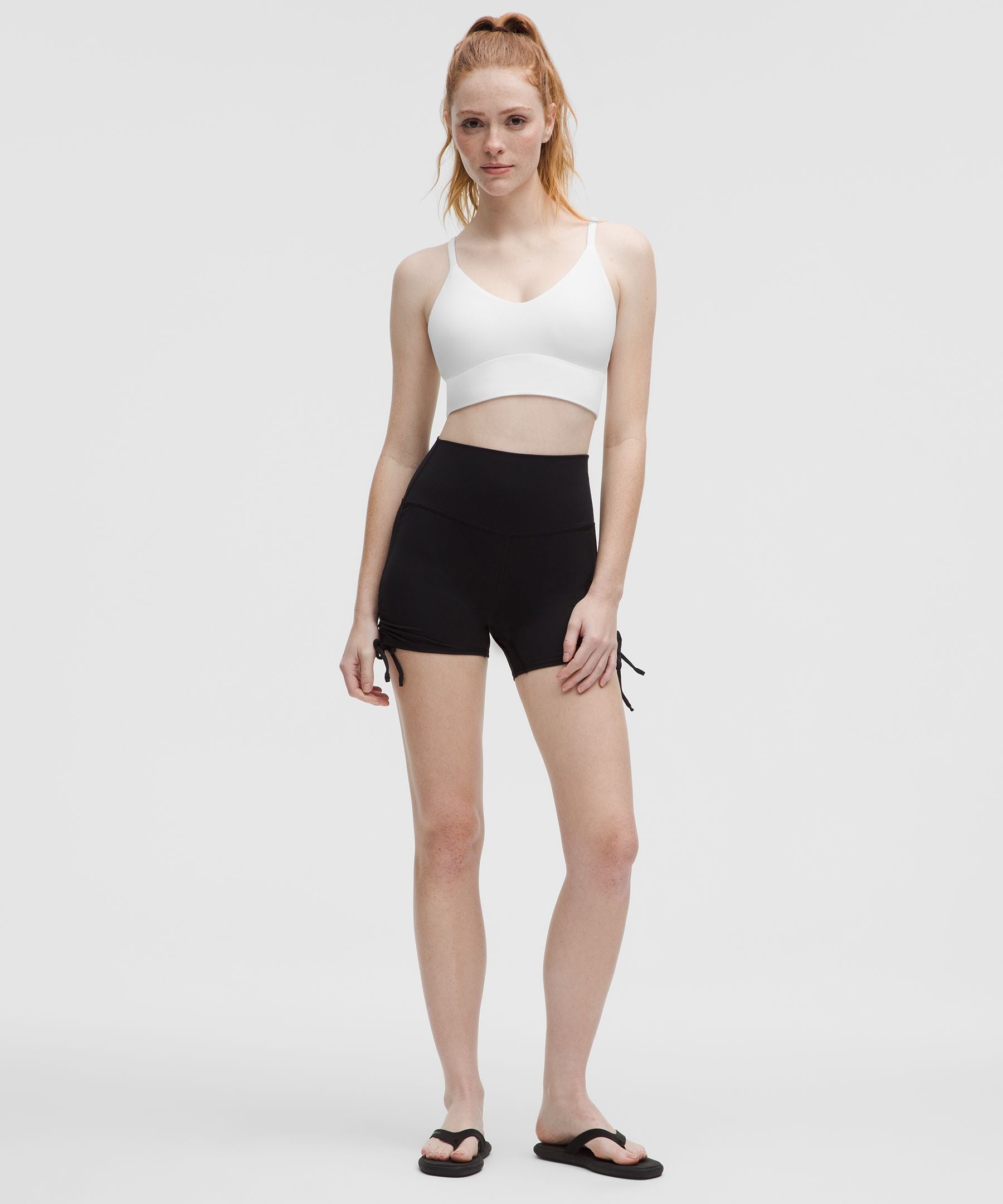 Lululemon lululemon Focuser Scoop-Neck Bra Nulu *Light Support, C/D Cup