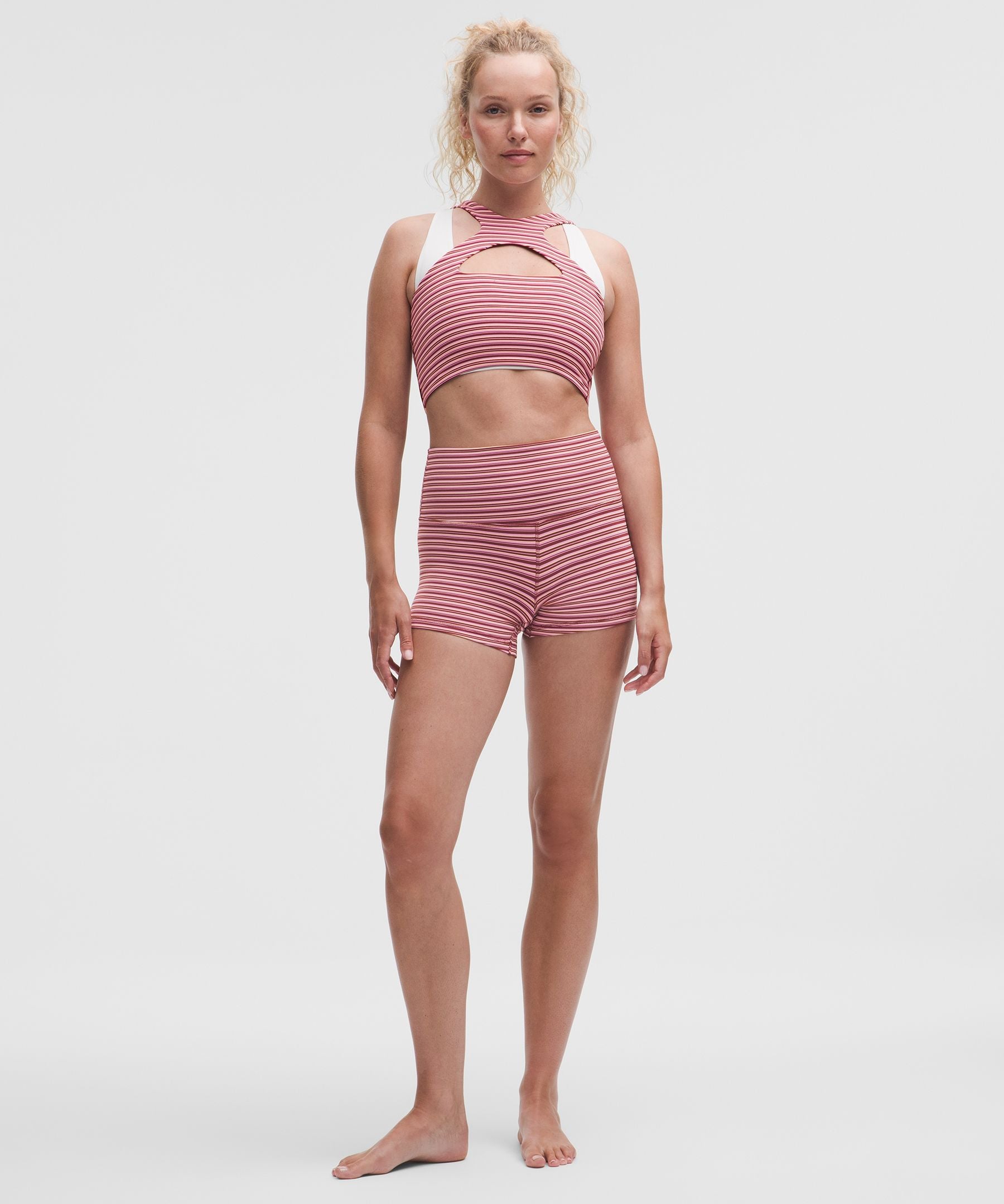 Lululemon Bend This Scoop and Cross Bra *Light Support, A-C Cups