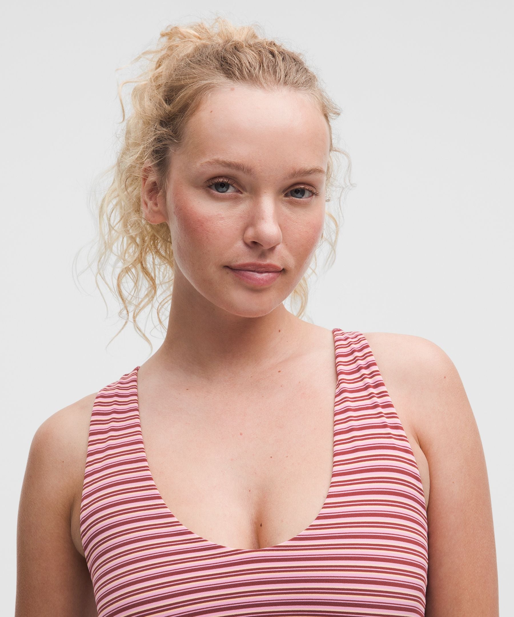 Lululemon Bend This Scoop and Cross Bra *Light Support, A-C Cups