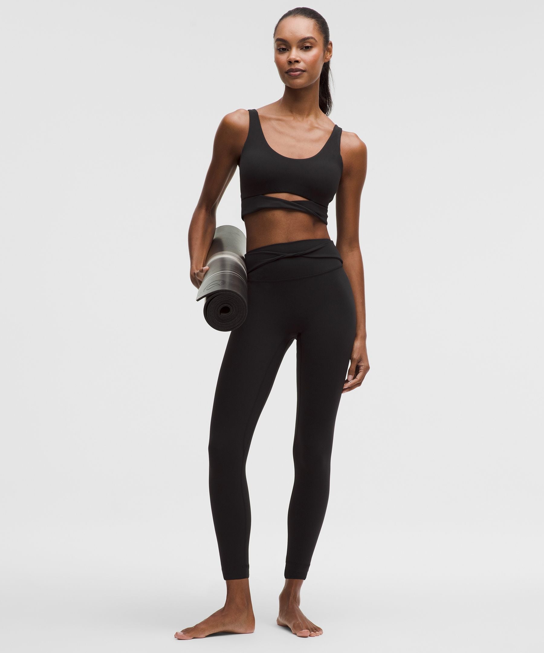 Lululemon Nulu Twist-Front Scoop-Neck Bra *Light Support, B/C Cup
