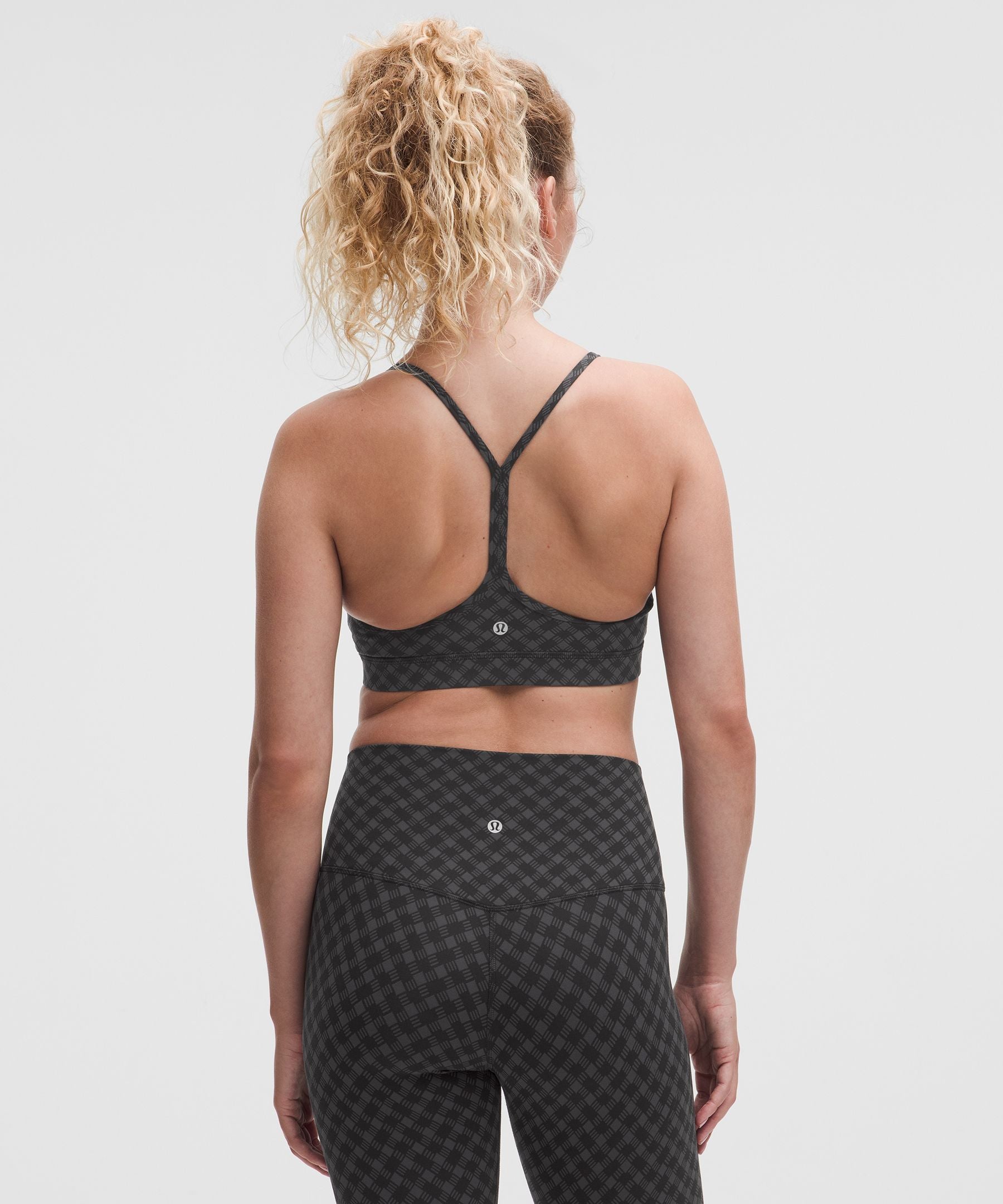 #color_square-heart-jacquard-coal-black