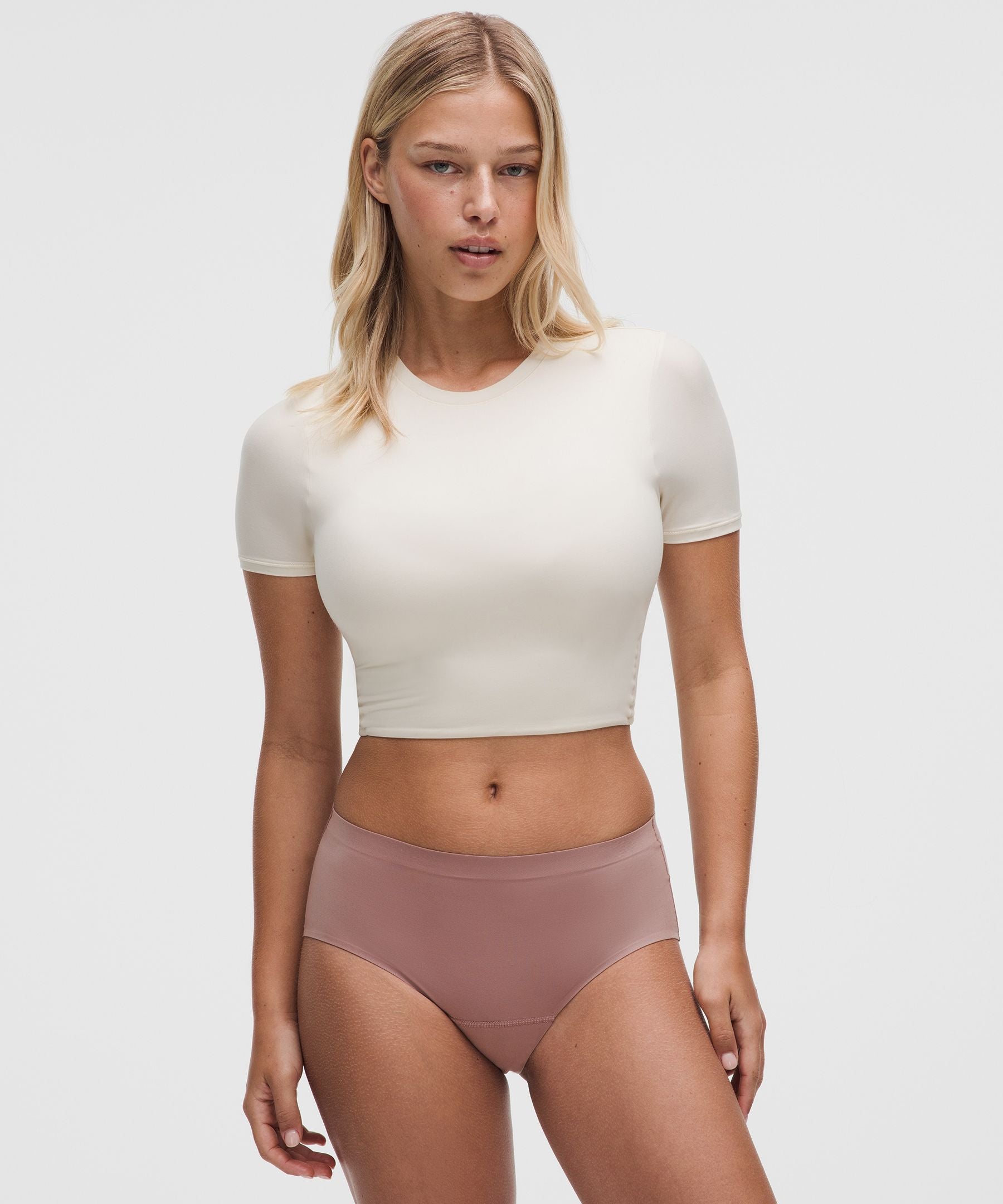 Lululemon Wundermost Adjustable T-Shirt Bra *A–DD Cups