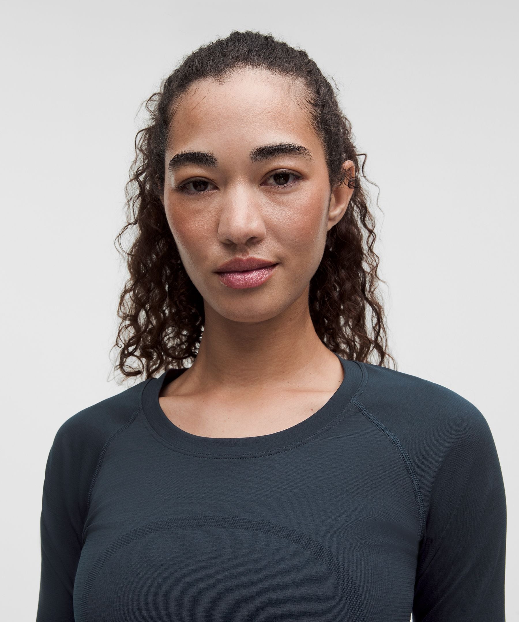 Lululemon Women's Swiftly Tech Long-Sleeve Shirt 2.0 *Waist Length