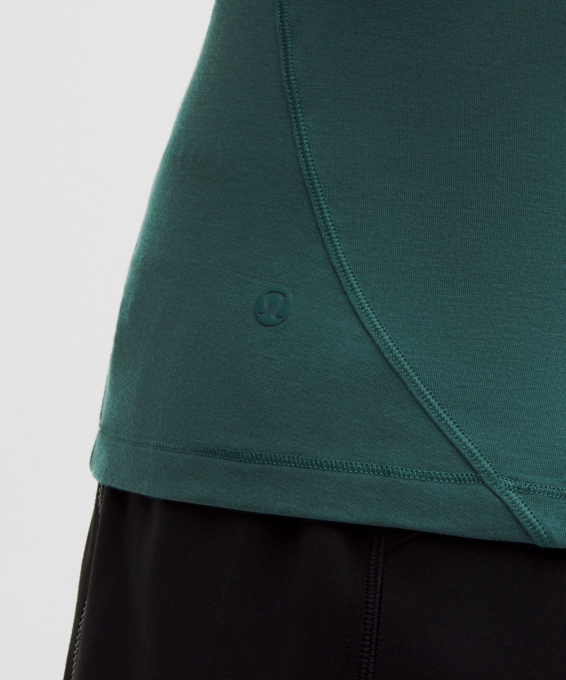 Lululemon Women's Long-Sleeve Turtleneck Base Layer