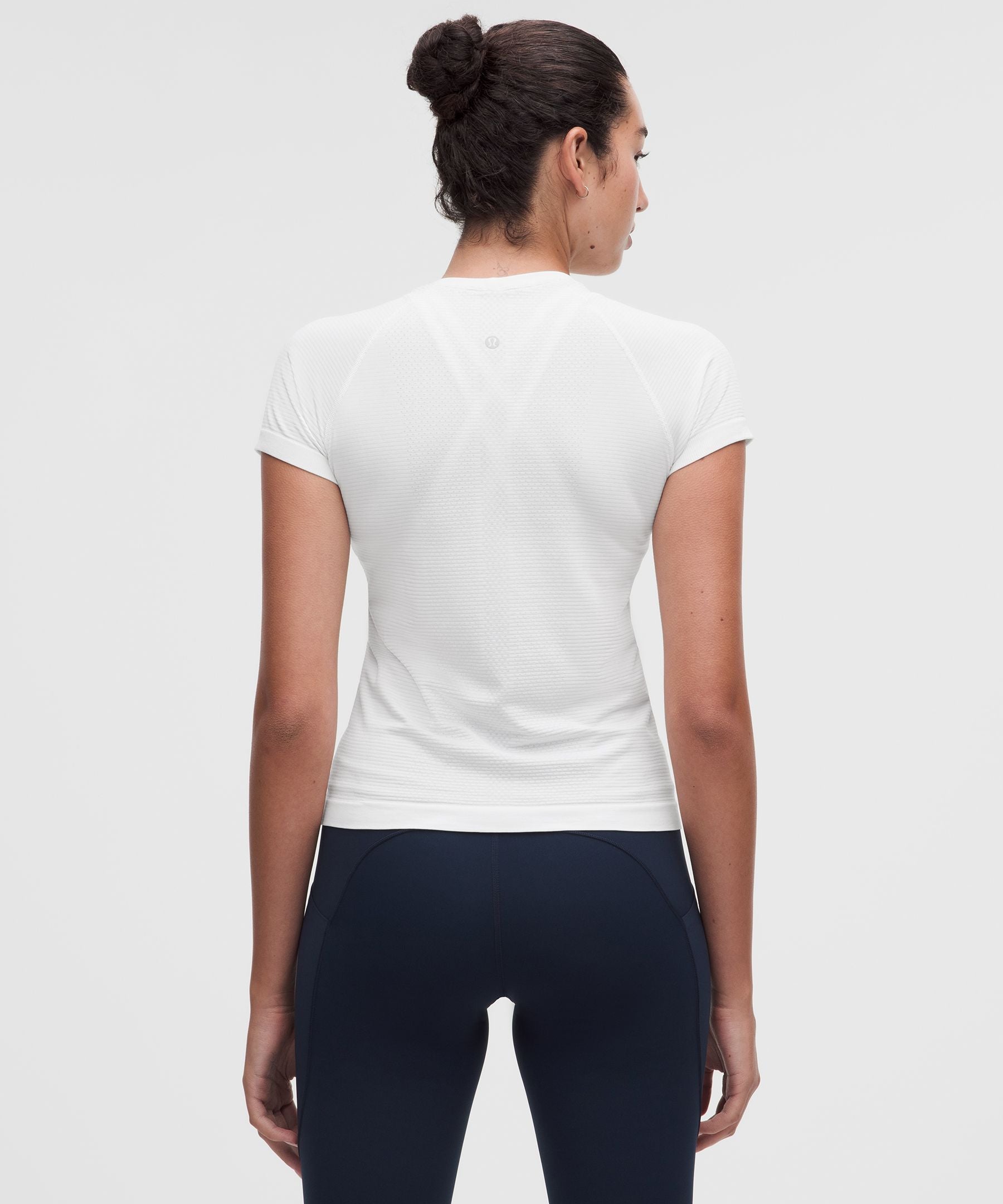 Lululemon Women's Swiftly Tech Short-Sleeve Shirt 2.0 *Waist Length