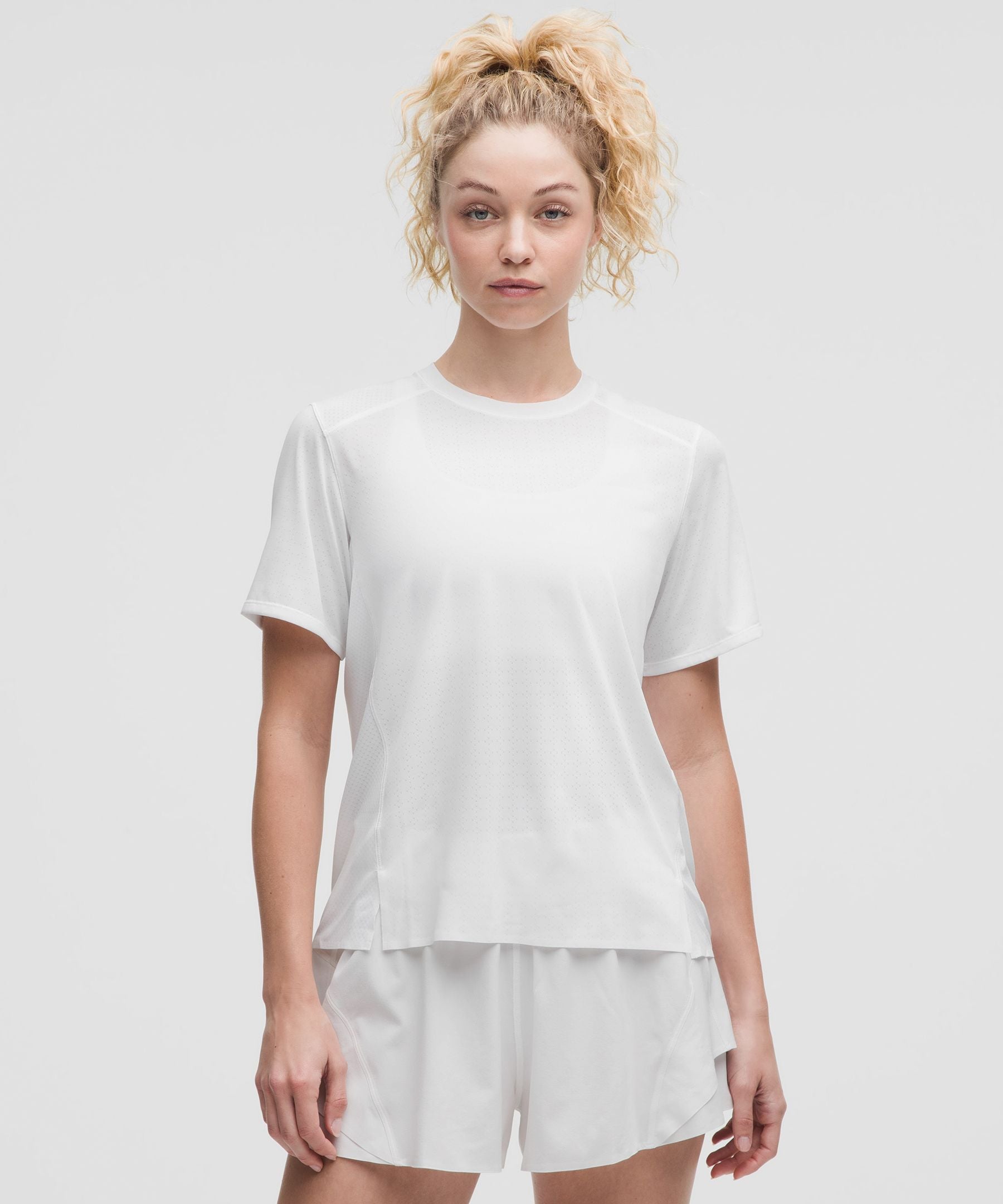 #color_white