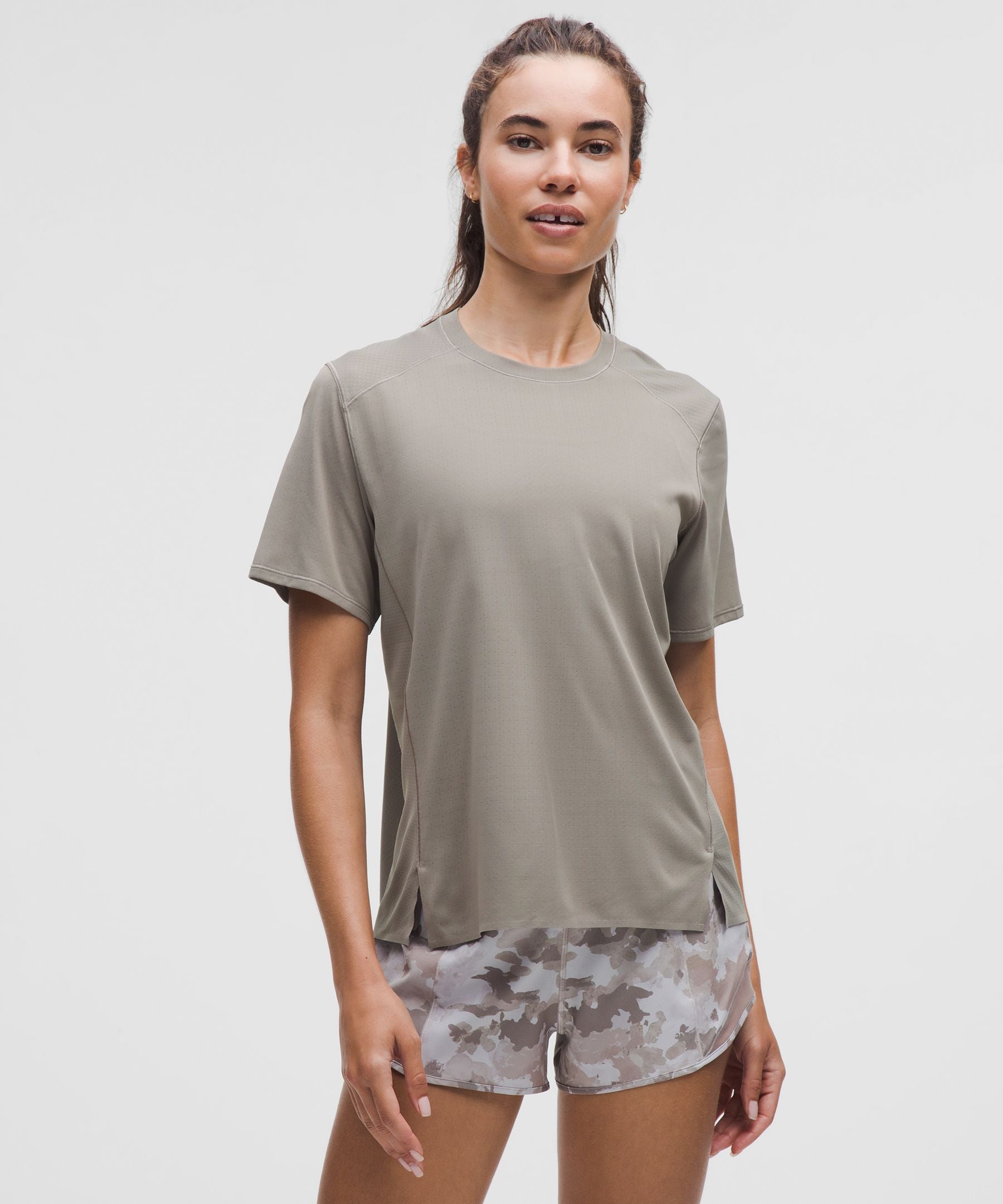 #color_warm-ash-grey