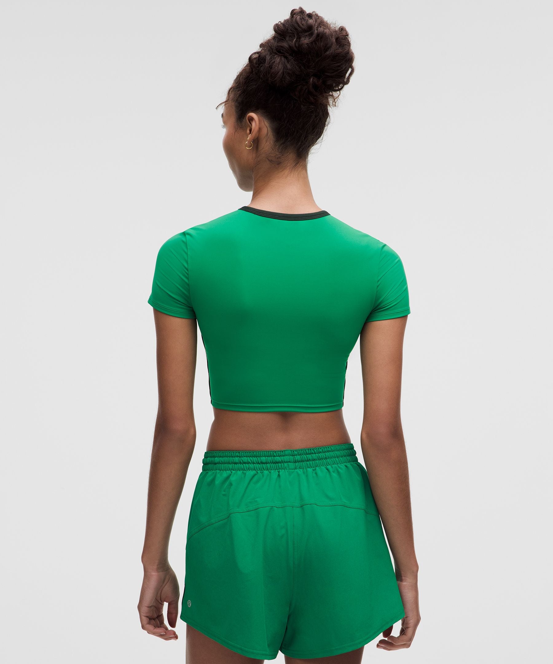 Lululemon Women's Tight-Fit Cropped Shelf-Bra T-Shirt *Light Support, B/C Cup