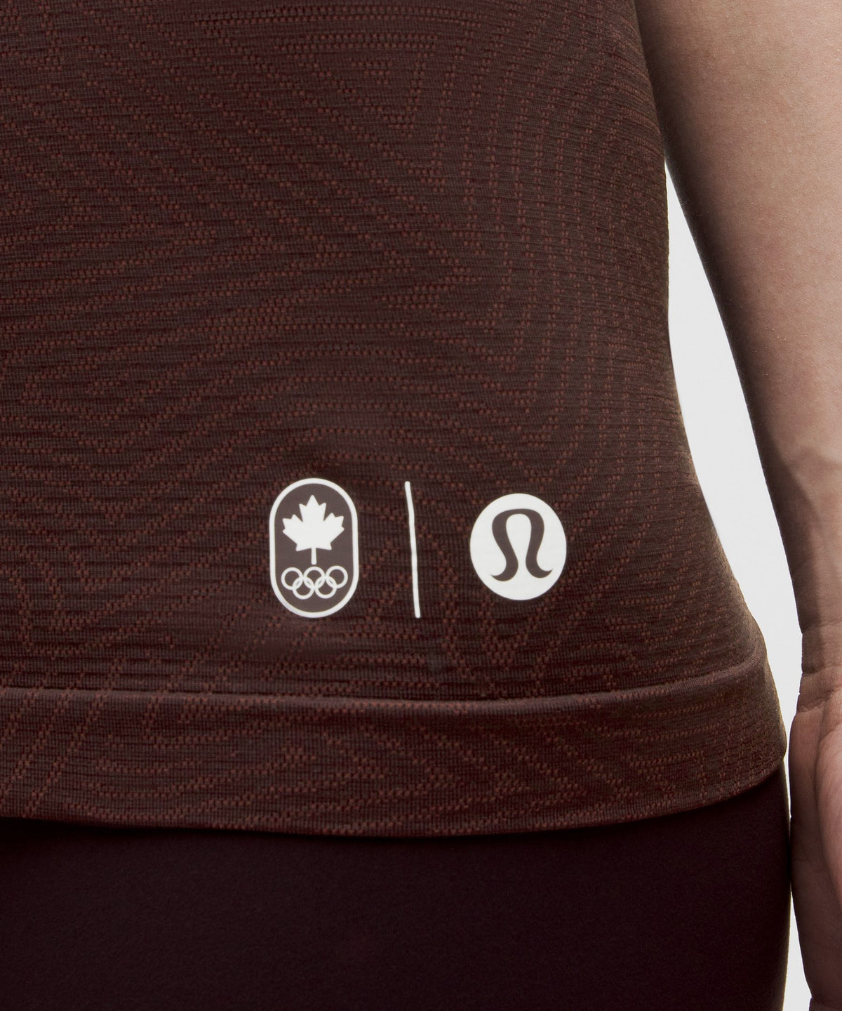 Lululemon Women's Team Canada Swiftly Tech Short-Sleeve Shirt 2.0 *COC Logo