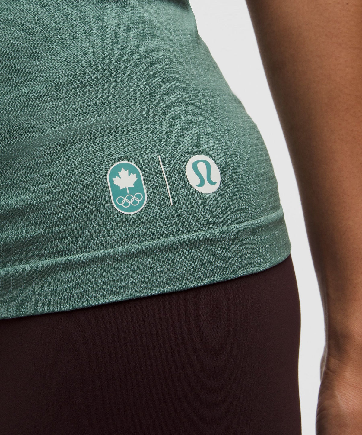 Lululemon Women's Team Canada Swiftly Tech Short-Sleeve Shirt 2.0 *COC Logo