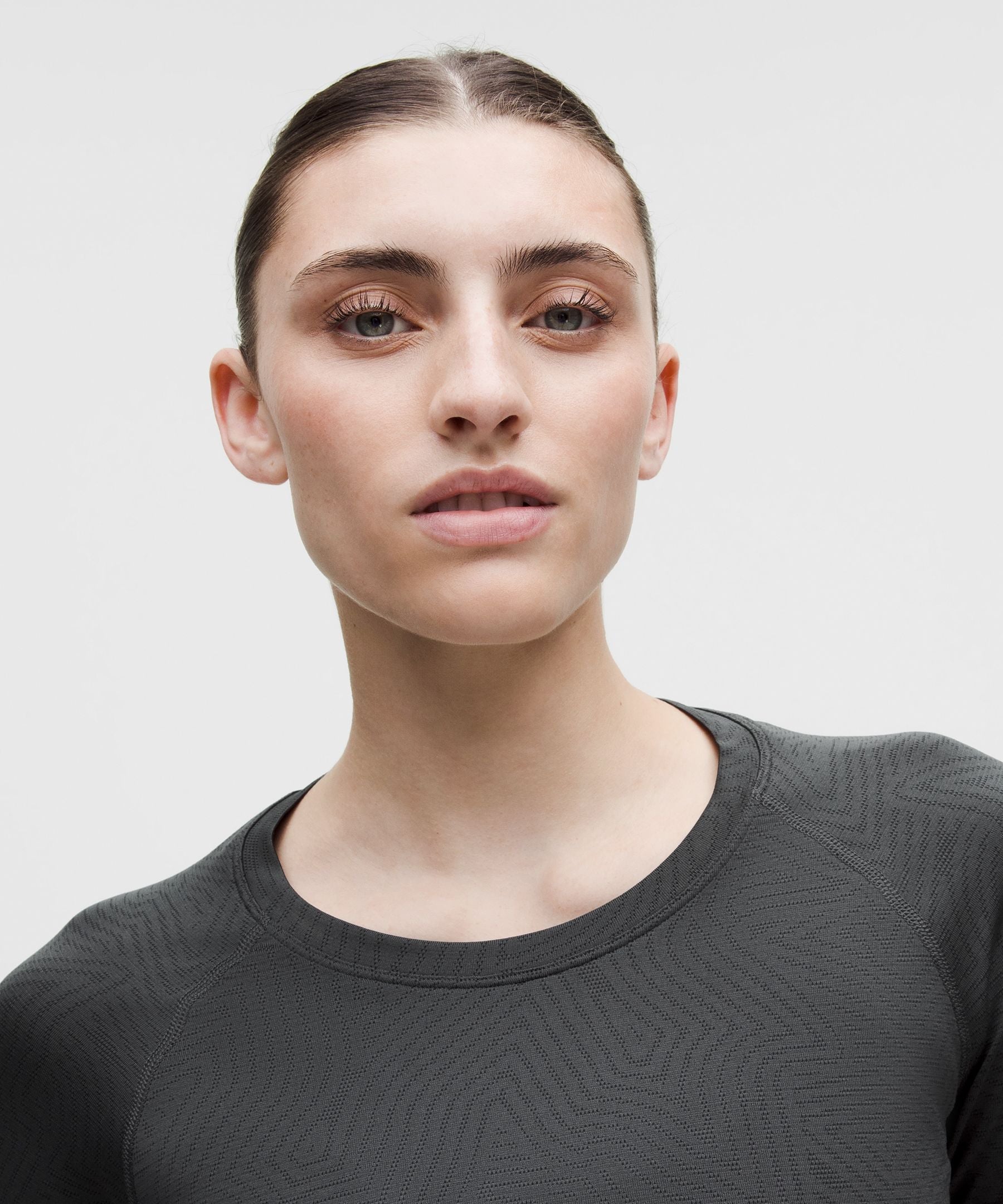 #color_maple-echo-black/graphite-grey