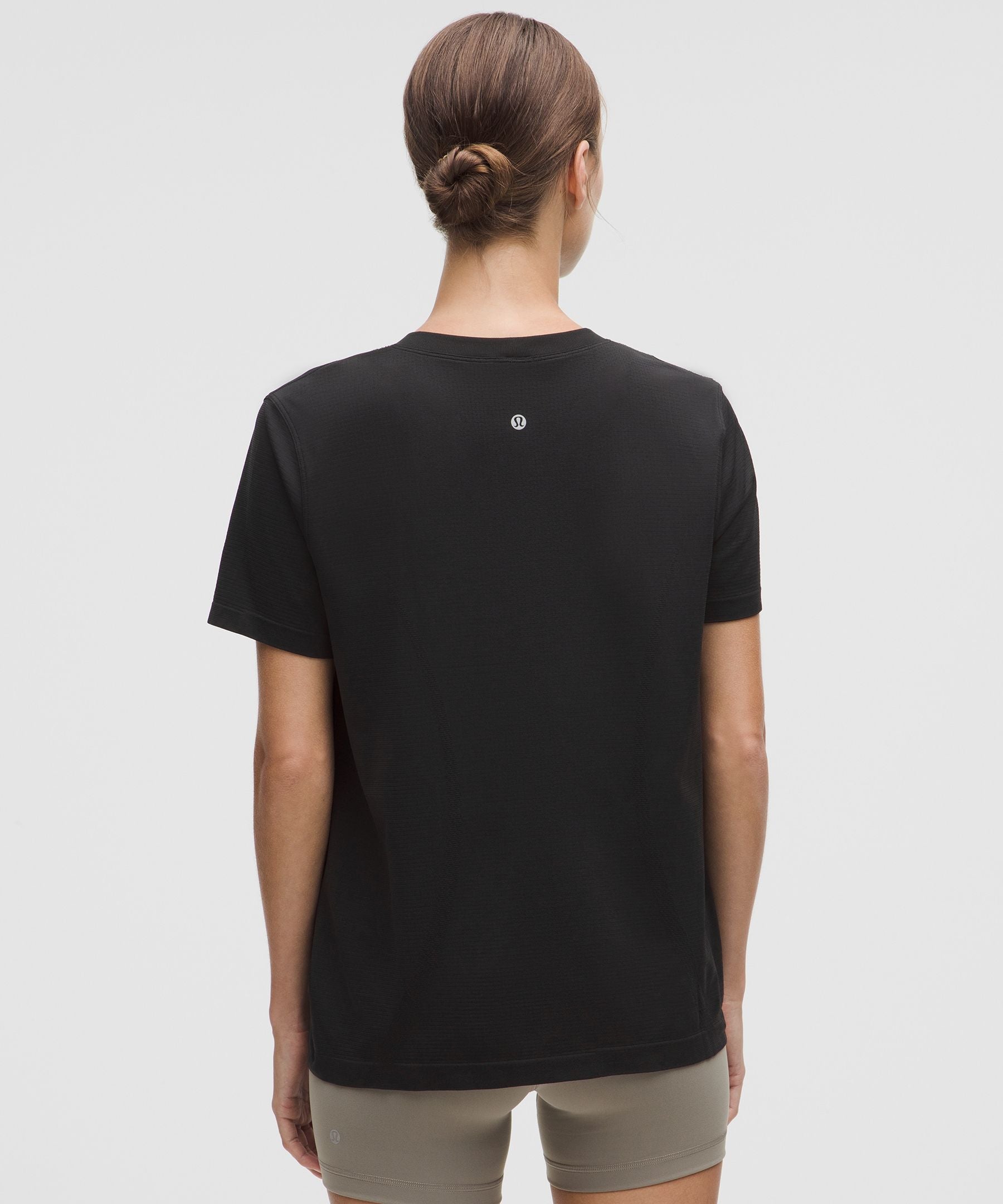 Lululemon Women's Swiftly Relaxed Short-Sleeve Shirt Hip Length *Updated Fit