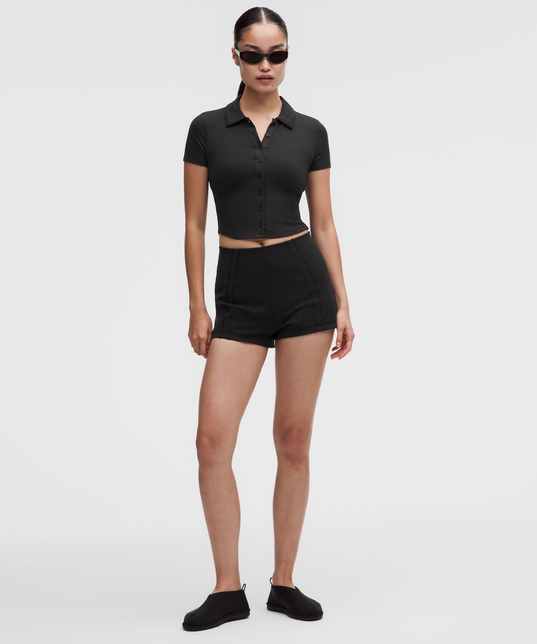Lululemon Women's Button-Up Collared Short-Sleeve Shirt