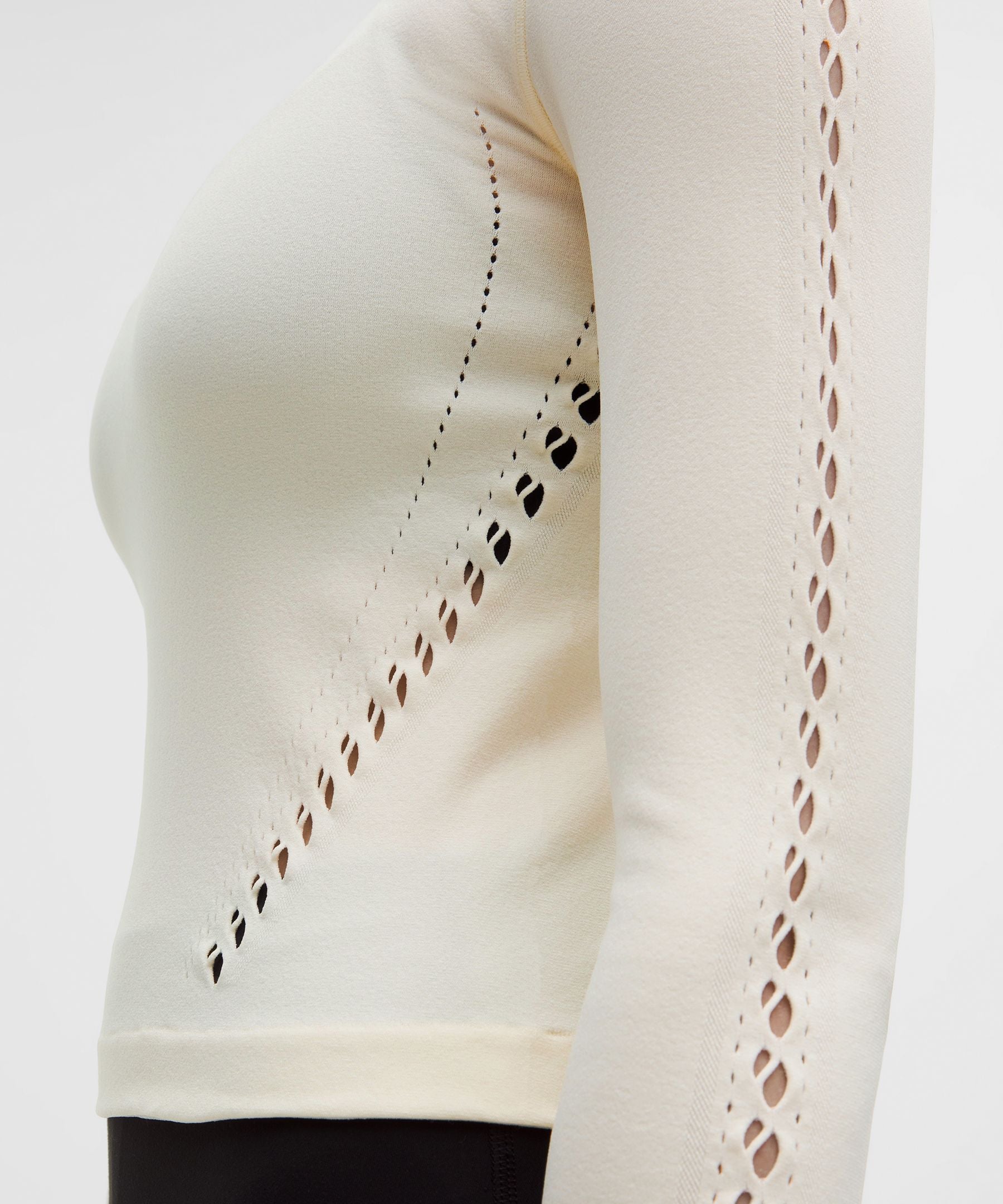 Lululemon Women's RevealKnit Eyelet Crewneck Long-Sleeve Shirt