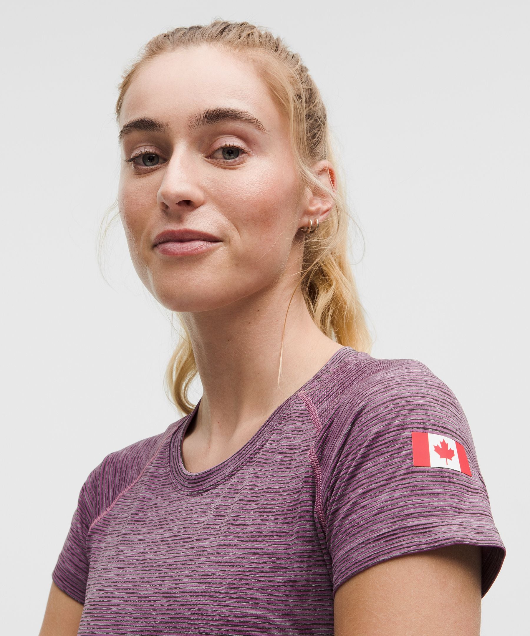 Lululemon Women's Team Canada Swiftly Tech Short-Sleeve Shirt 2.0 Hip Length *CPC Logo