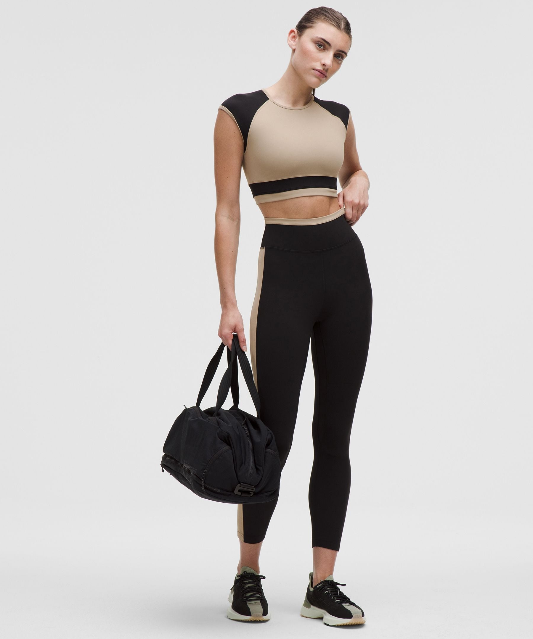 #color_sheer-oak/black