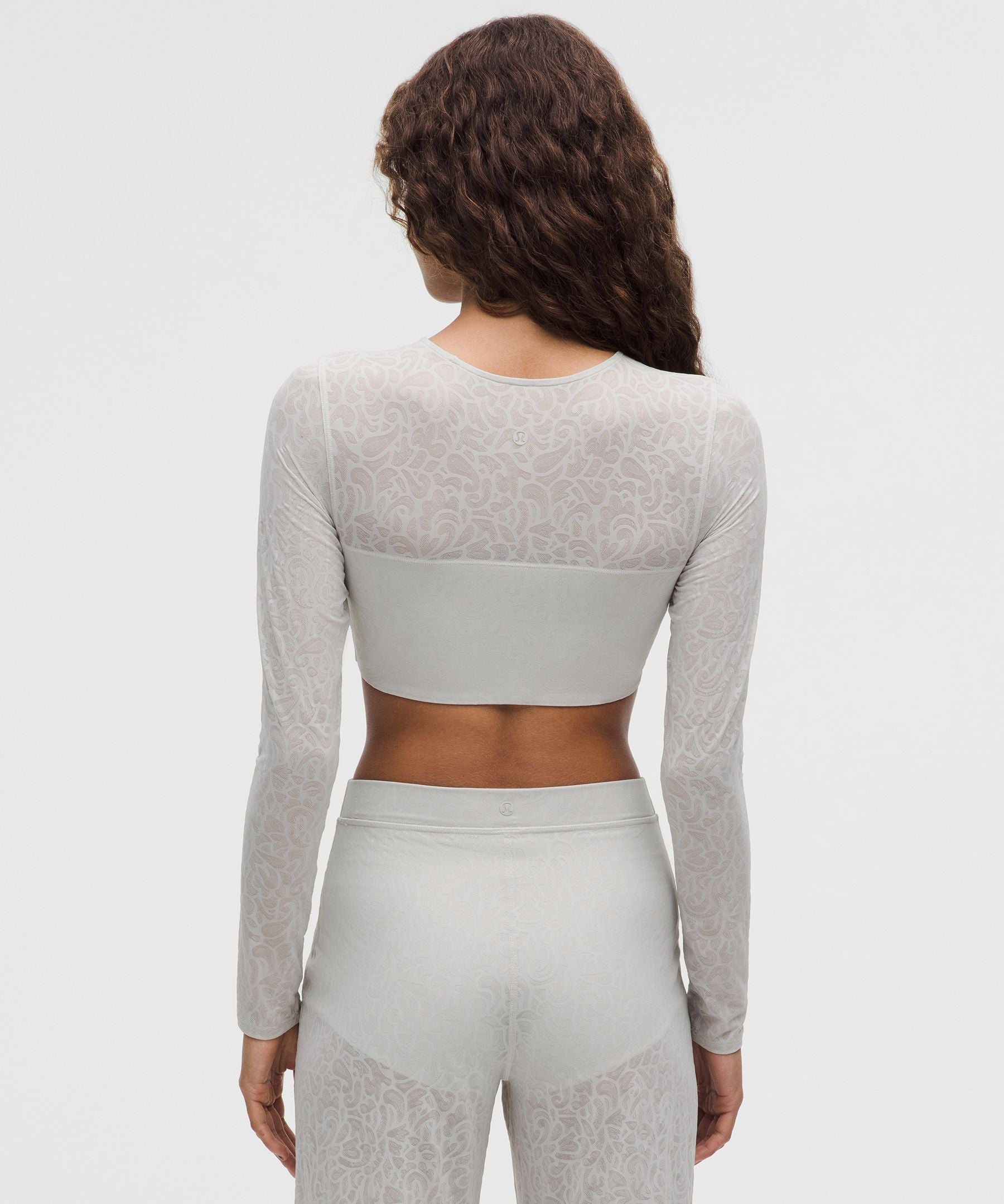 #color_paisley-lace-jacquard-dove-grey