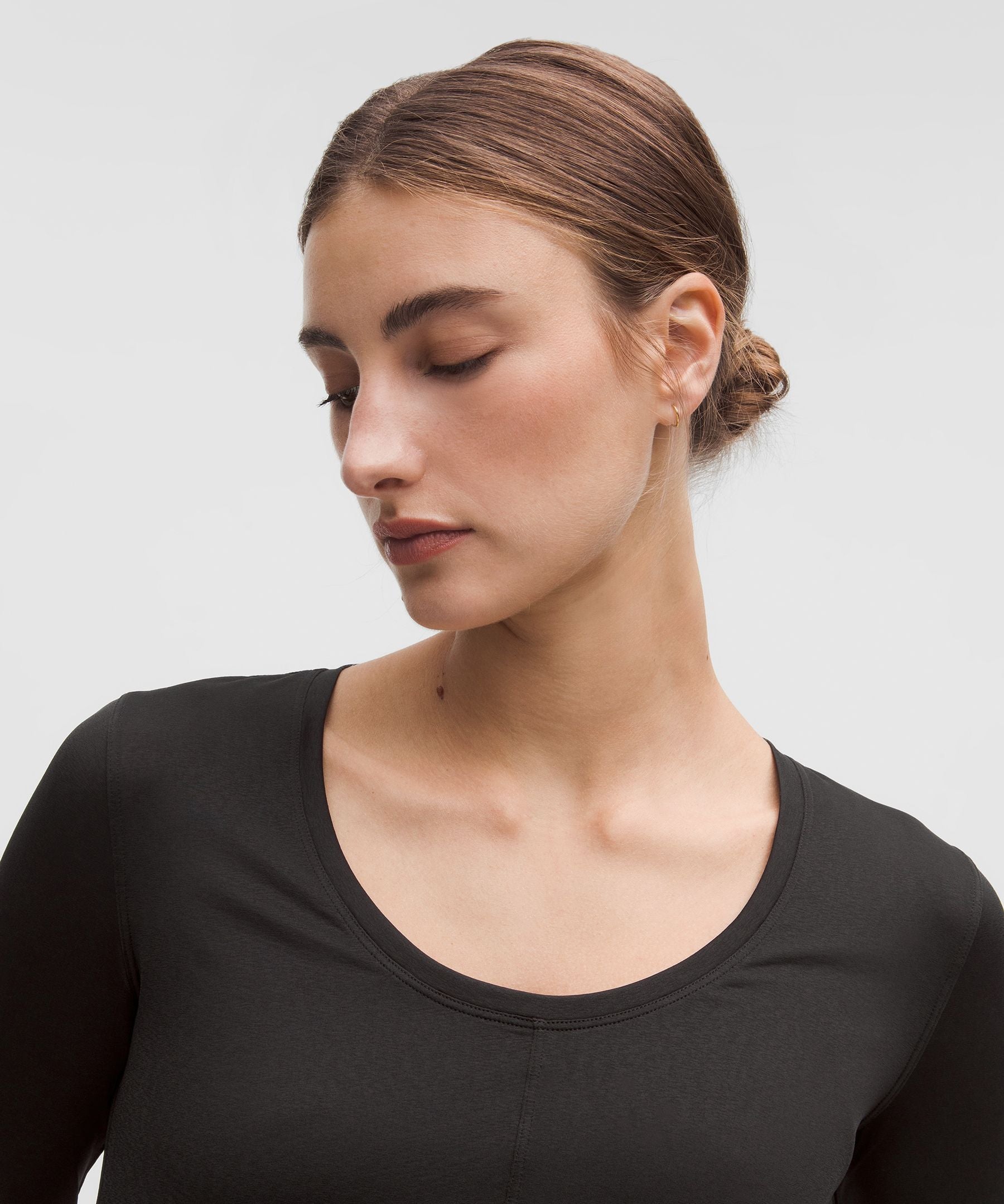 Lululemon Women's Lightweight Flowy Hem Long-Sleeve Shirt