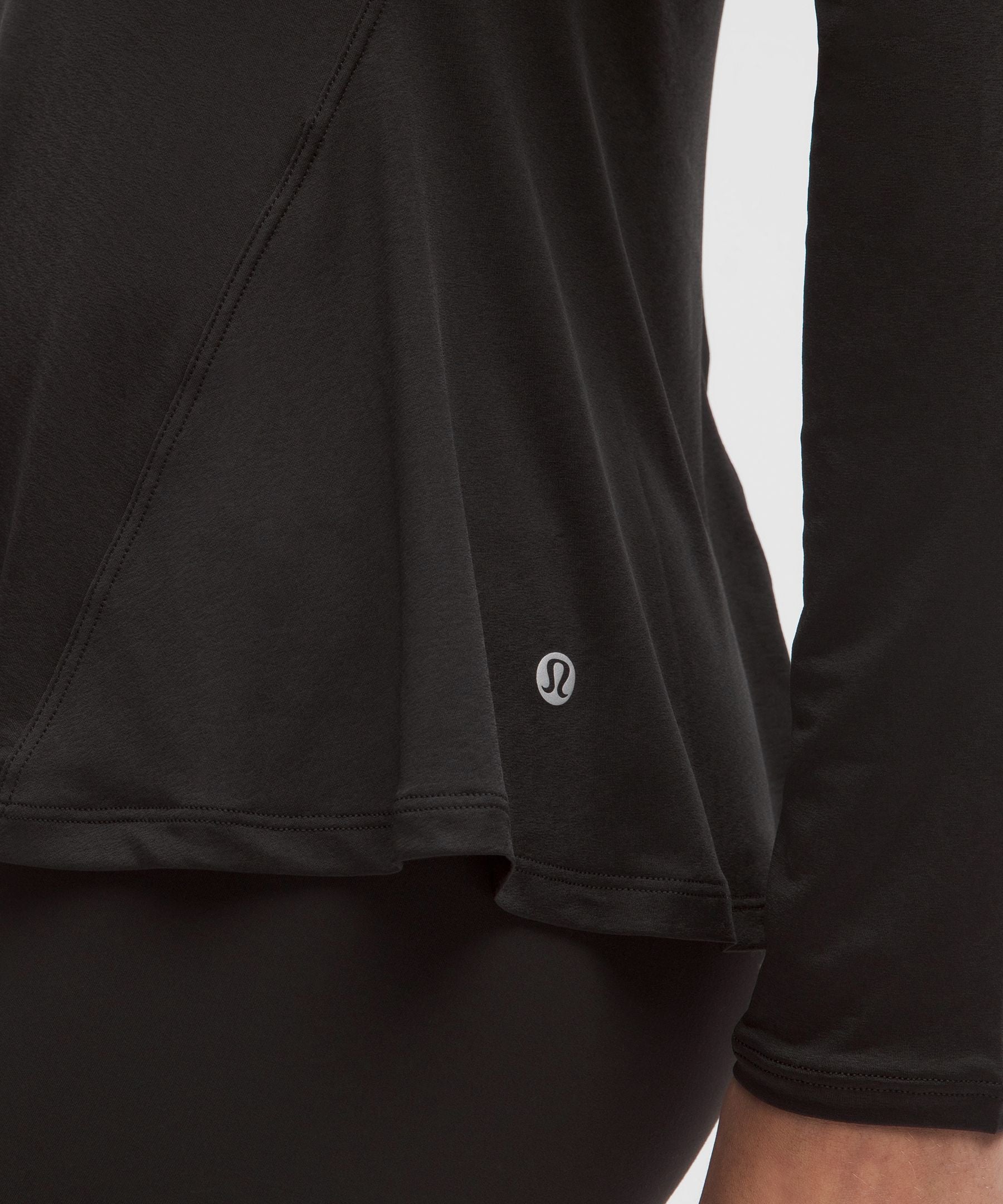 Lululemon Women's Lightweight Flowy Hem Long-Sleeve Shirt