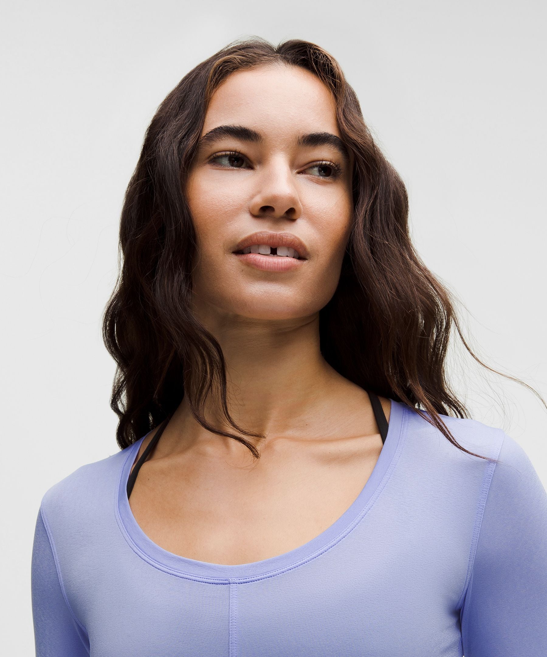 Lululemon Women's Lightweight Flowy Hem Long-Sleeve Shirt