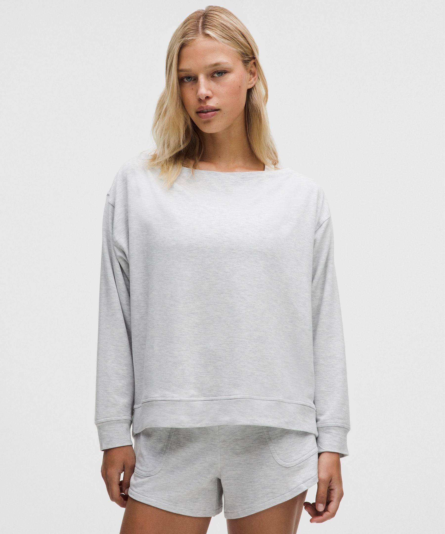 #color_heathered-core-ultra-light-grey