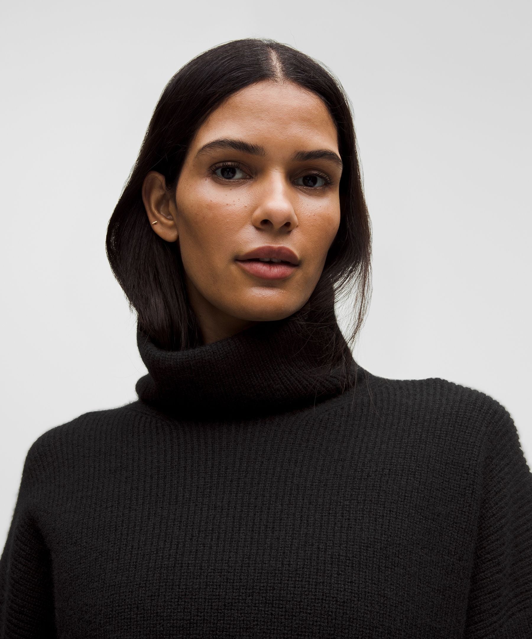 Lululemon Women's Oversized Cashmere Funnel-Neck Sweater