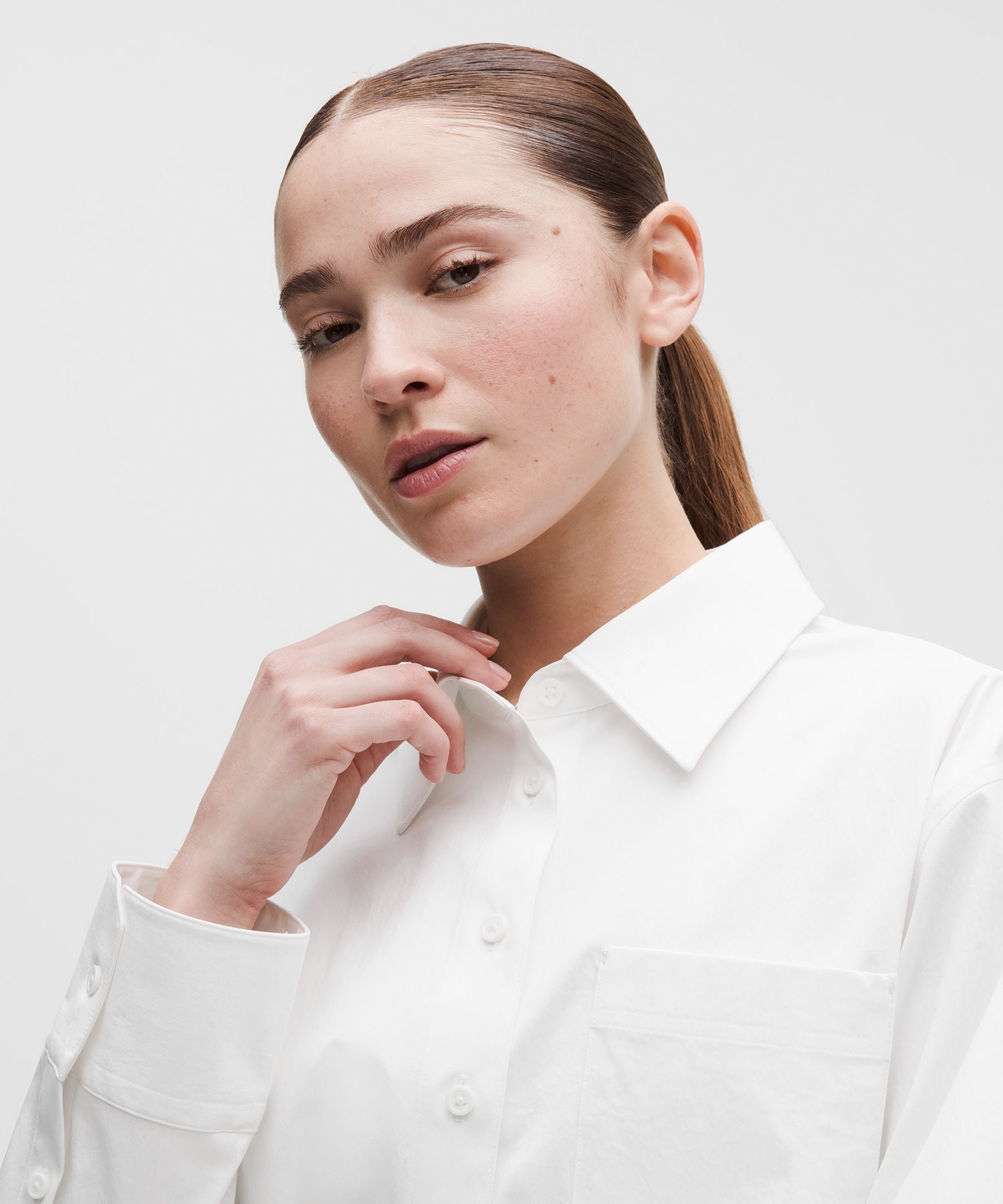 Lululemon Women's Woven Cropped Button-Up Long-Sleeve Shirt