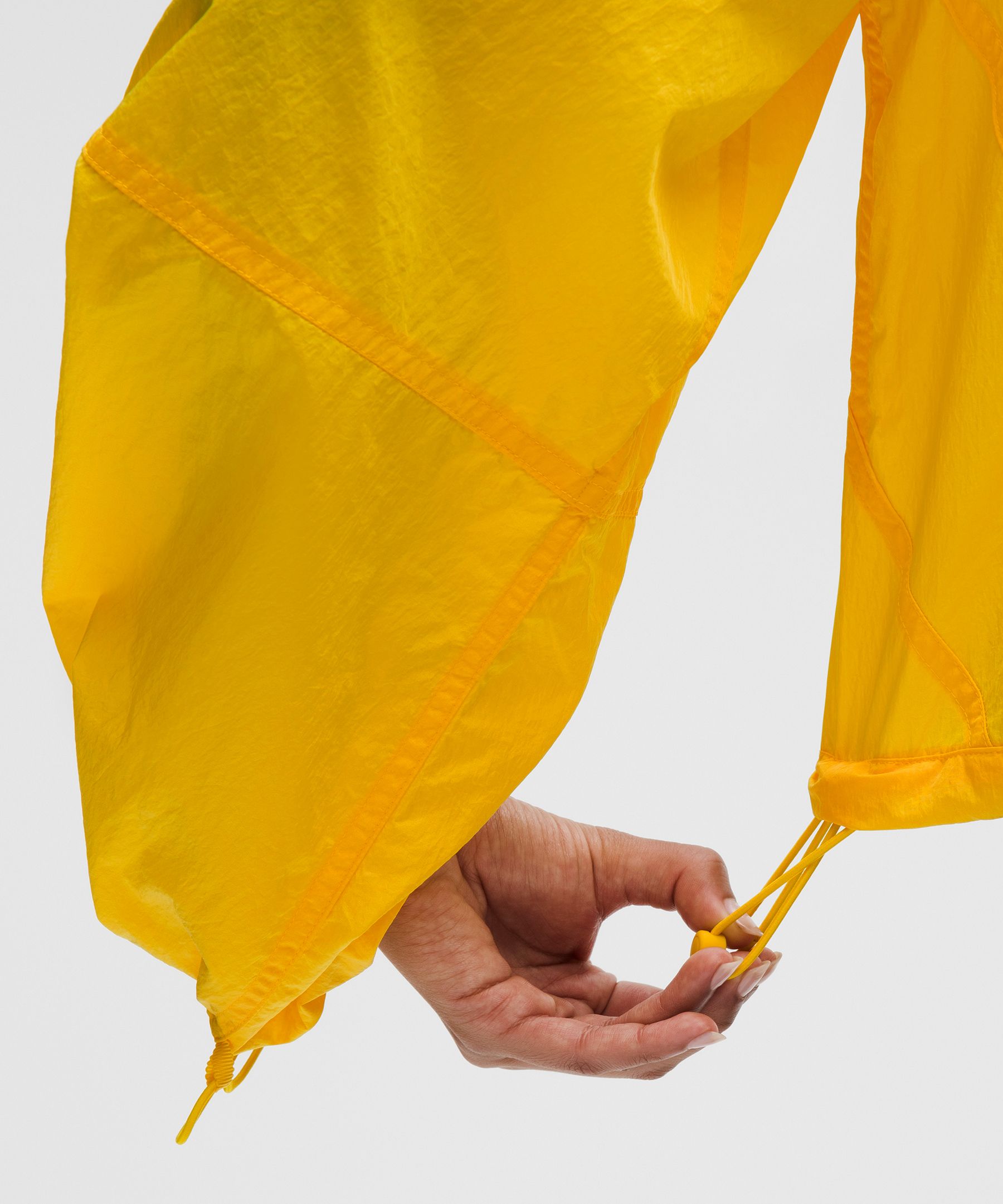 Lululemon Women's Scuba Cropped Anorak