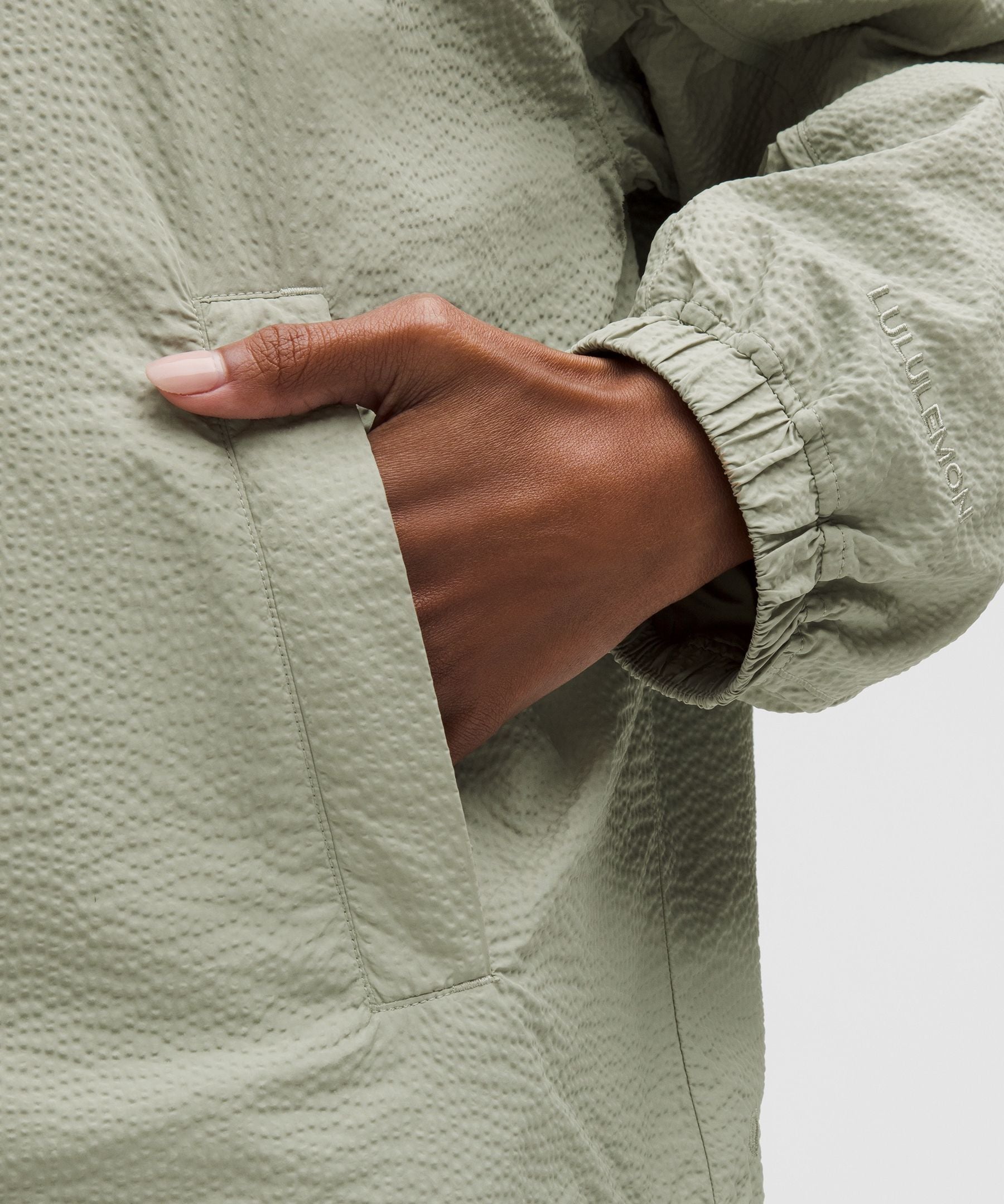 Lululemon Pack Lite Anorak