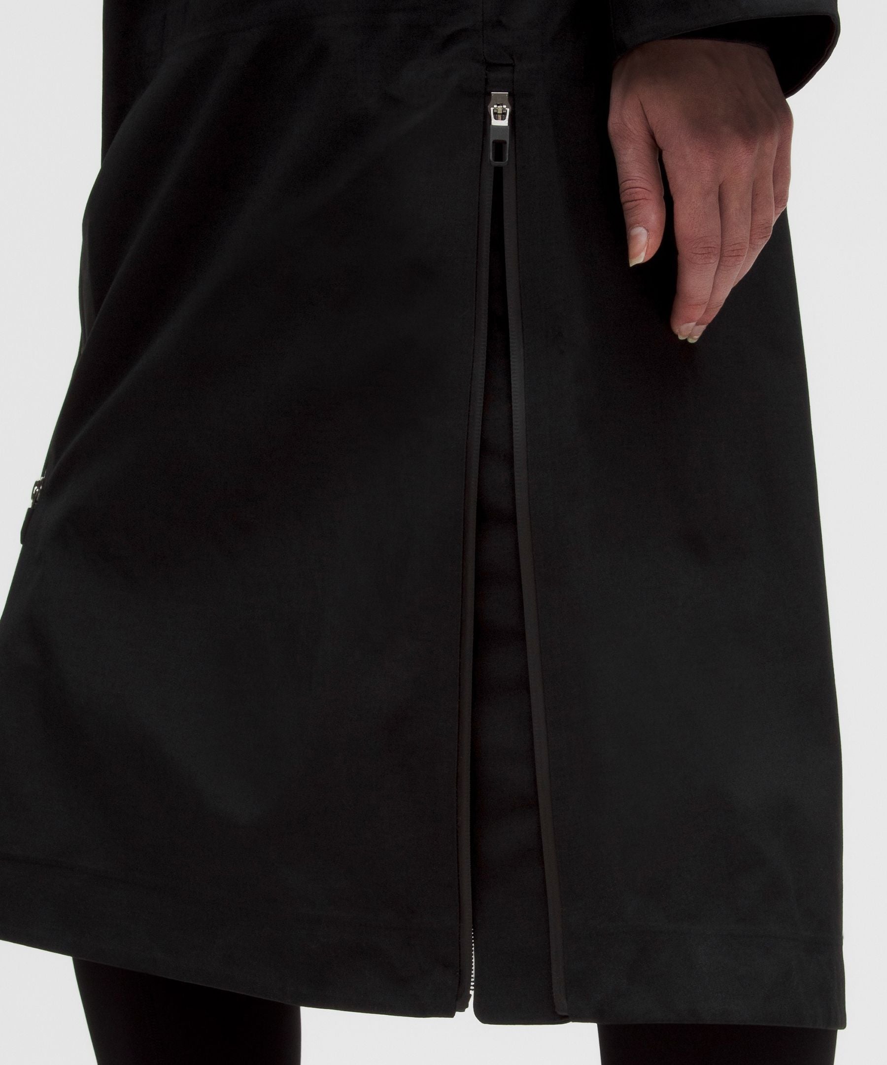 Lululemon Women's Team Canada Women's Waterproof Shell Jacket *COC Logo