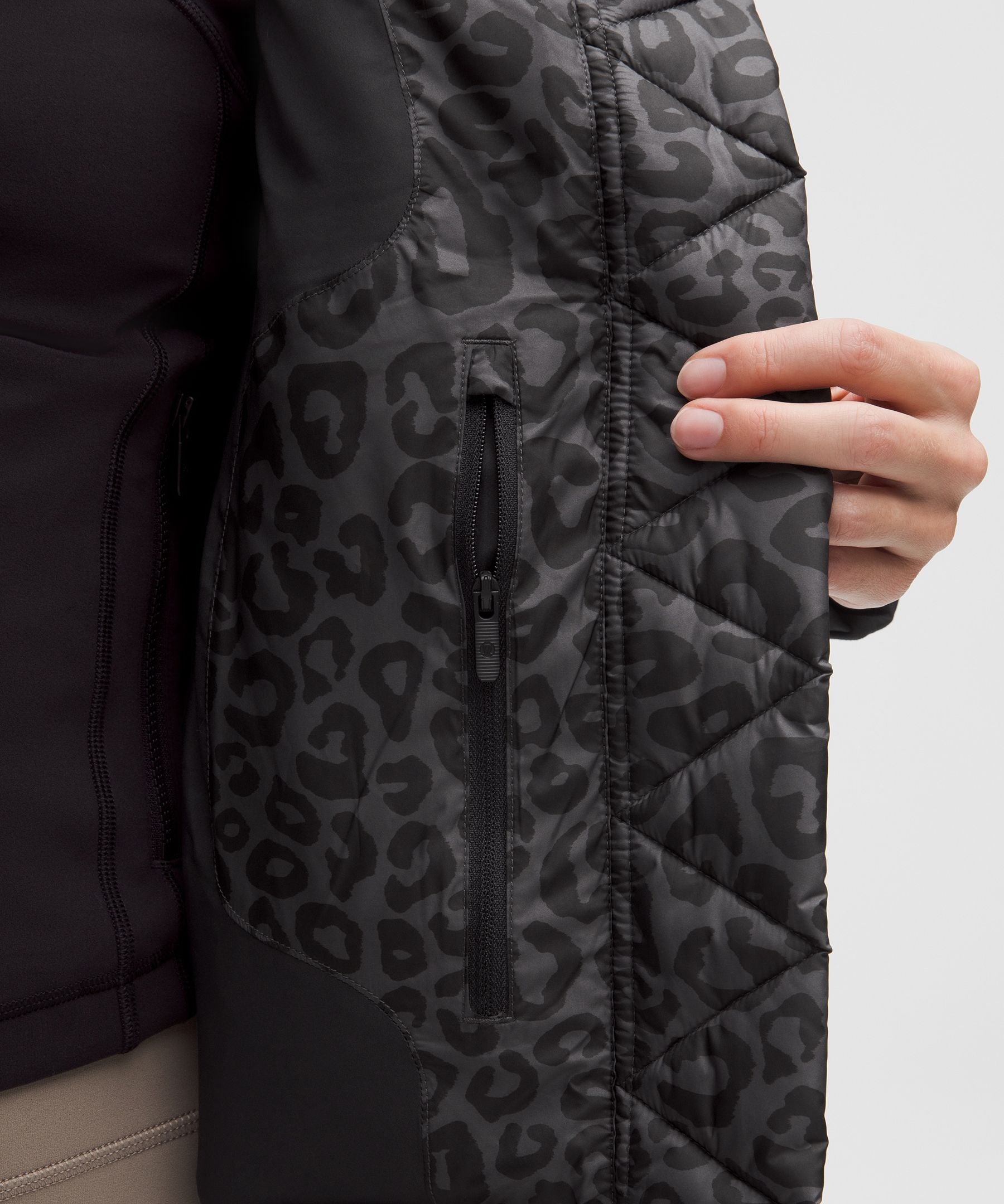 Lululemon Wunder Puff 600-Down-Fill Cropped Vest *Print