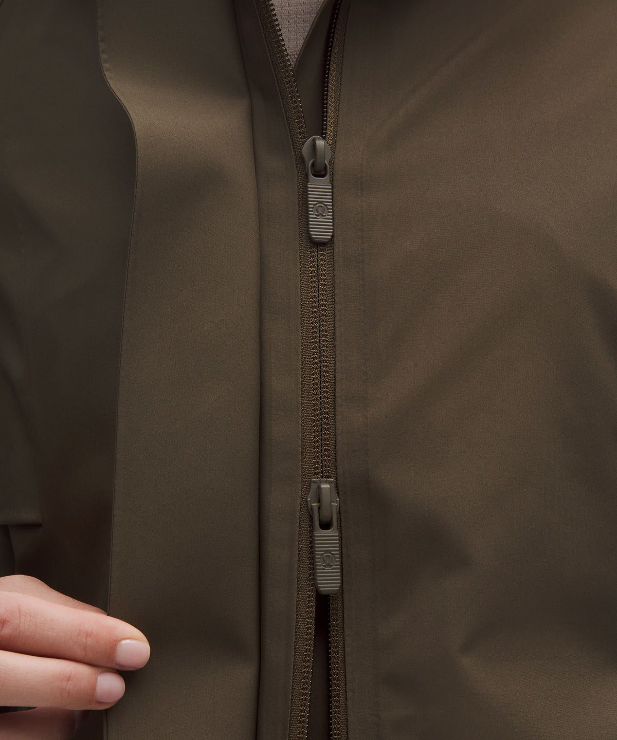 Lululemon Women's Rain Rebel Jacket