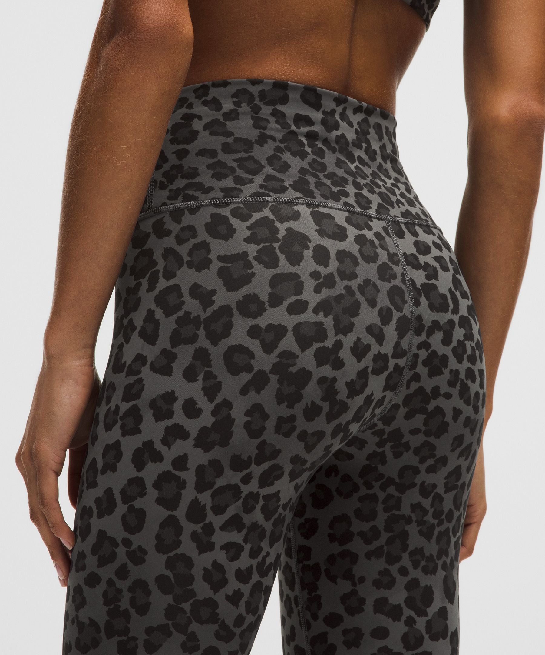 Lululemon Women's Wunder Train High-Rise Tight 25"