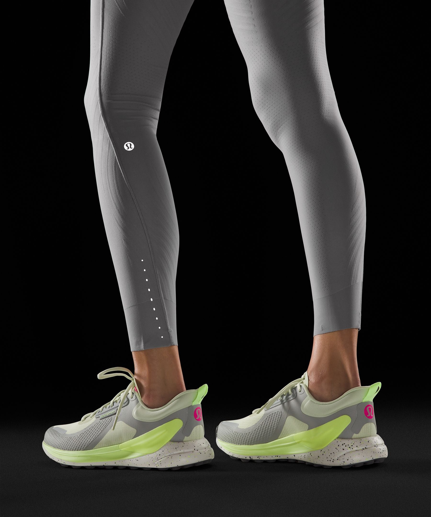 Lululemon Women's SenseKnit Running High-Rise Tight 28"