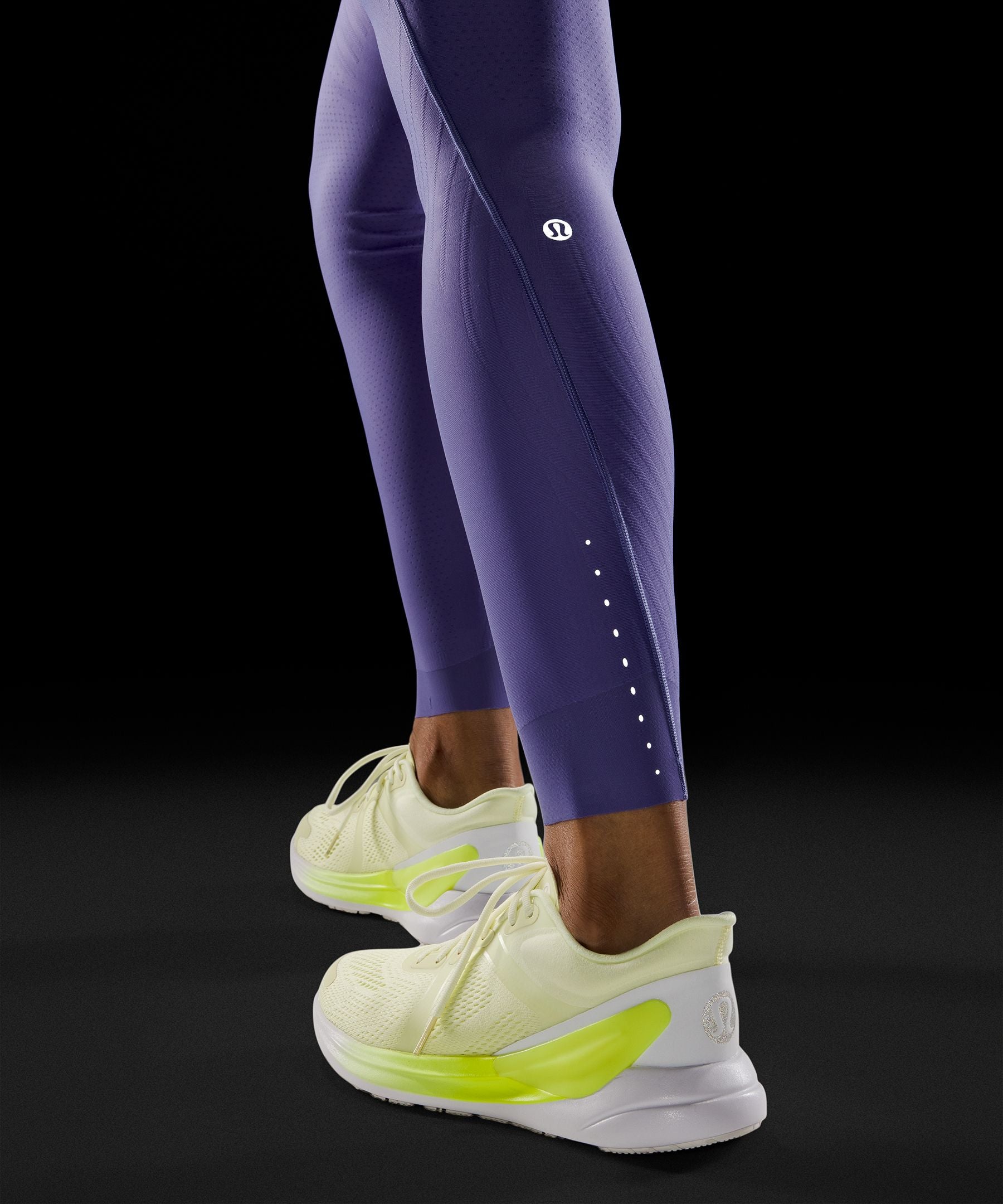 Lululemon Women's SenseKnit Running High-Rise Tight 28"