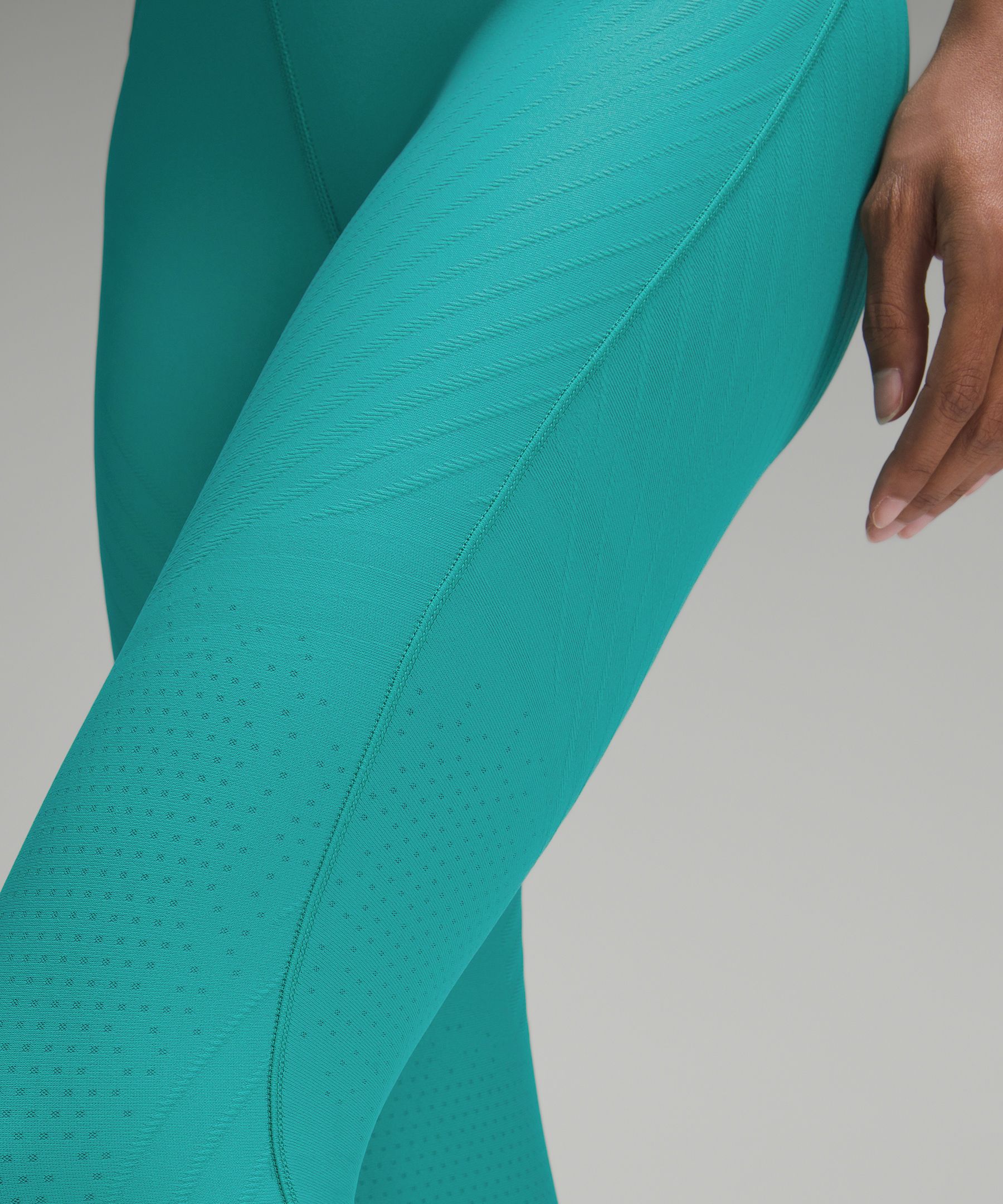 Lululemon Women's SenseKnit Running High-Rise Tight 28"