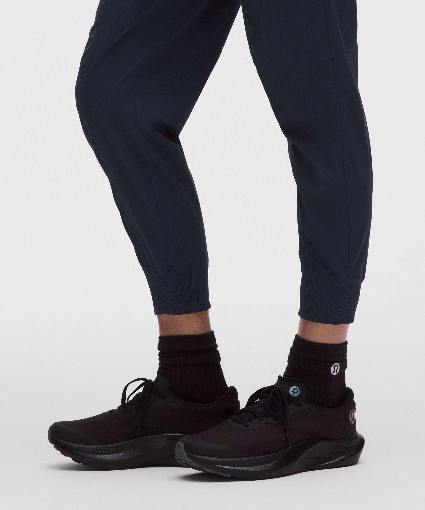 Lululemon Women's Dance Studio Mid-Rise Jogger 7/8 Length
