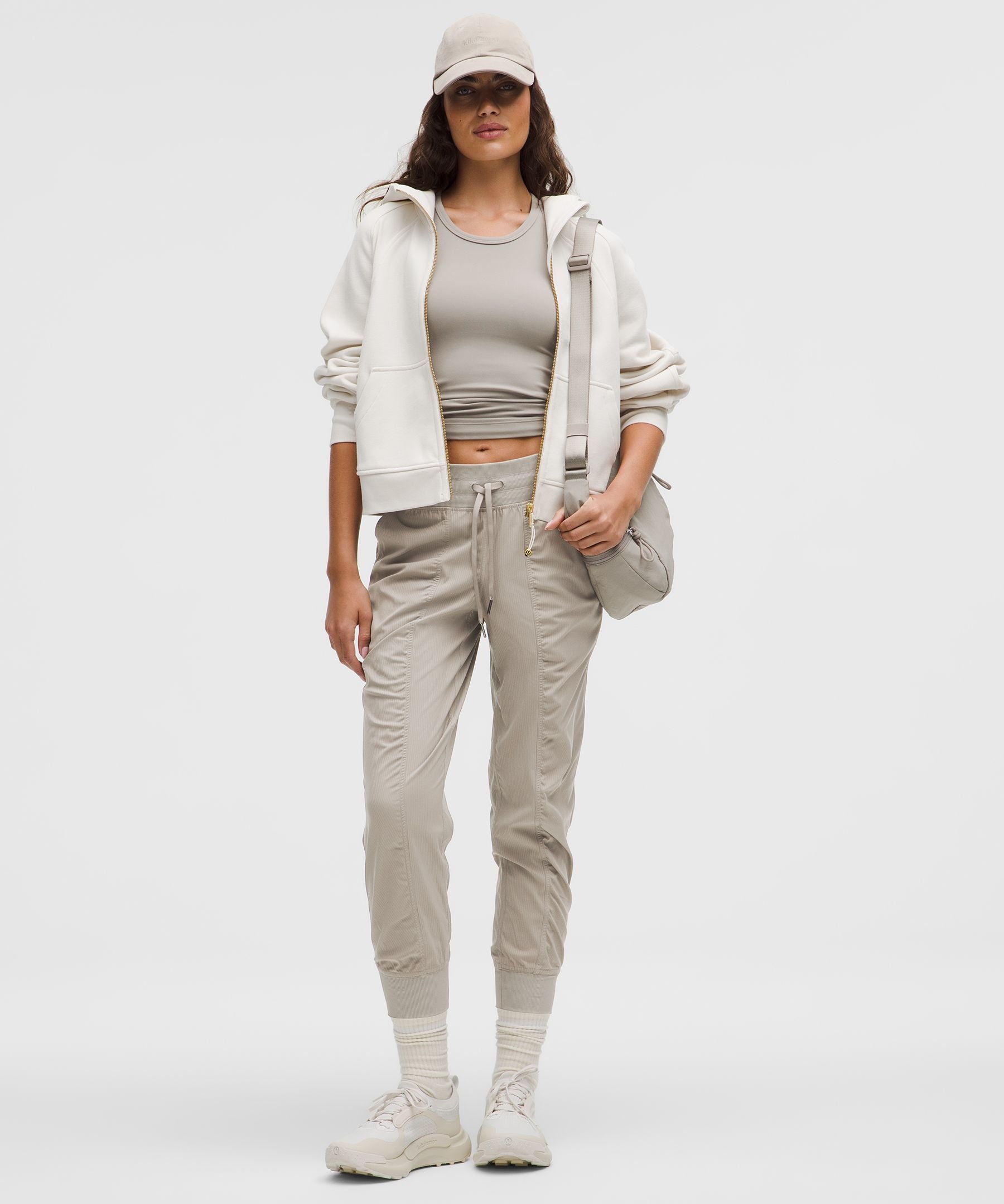 #color_warm-ash-grey