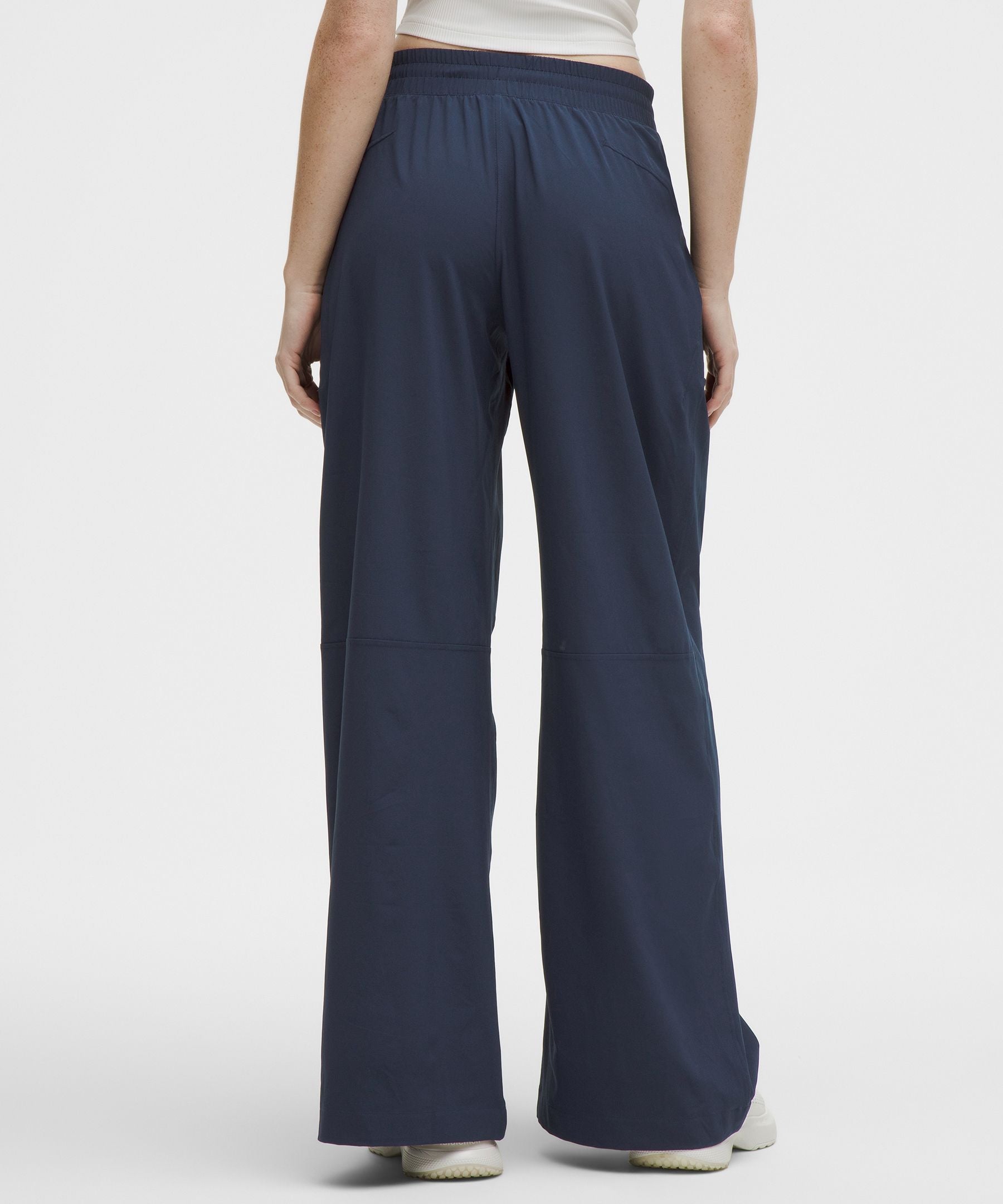 Lululemon Swift Mid-Rise Wide-Leg Pant