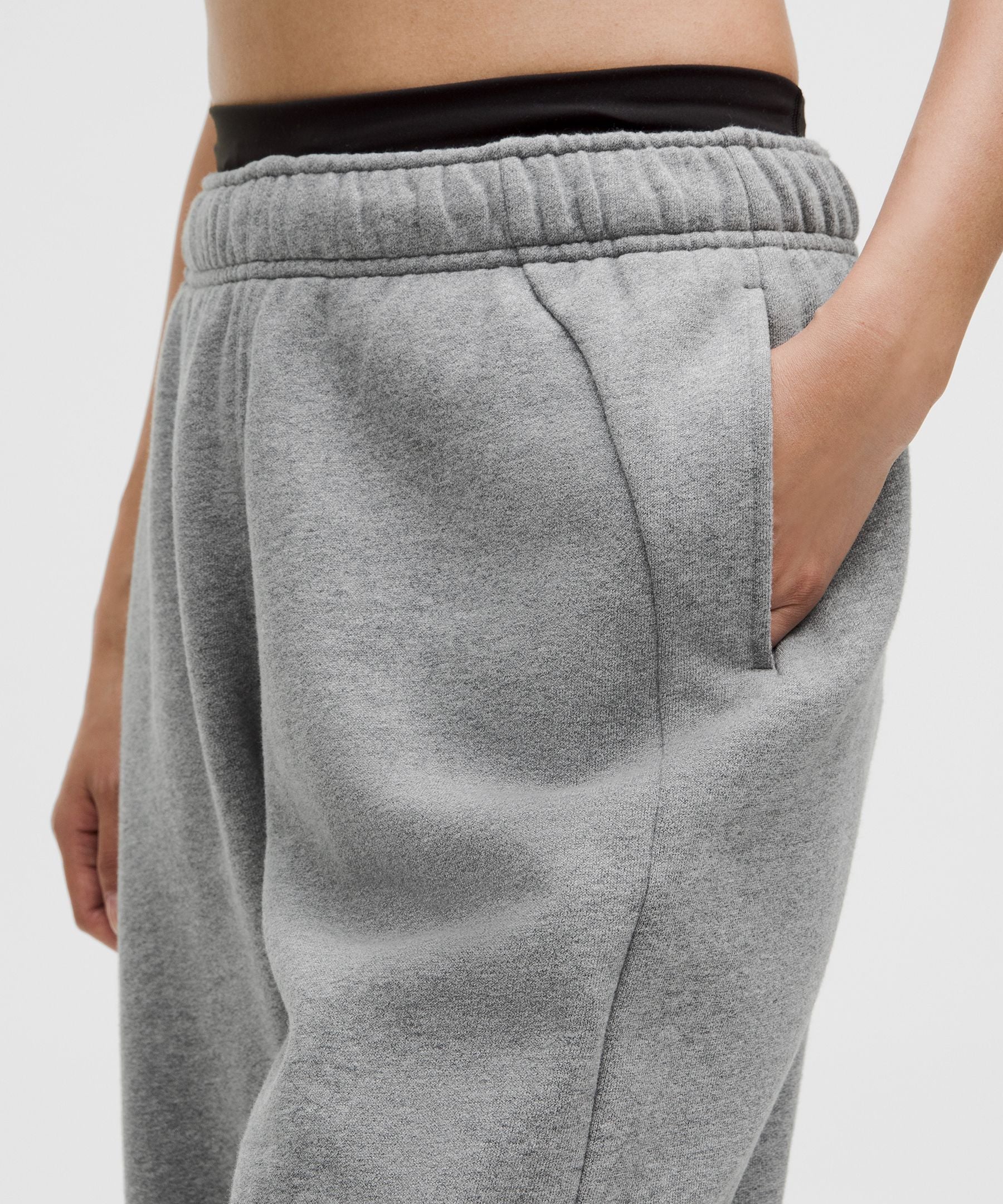 Lululemon Women's Scuba Mid-Rise Oversized Jogger *Regular