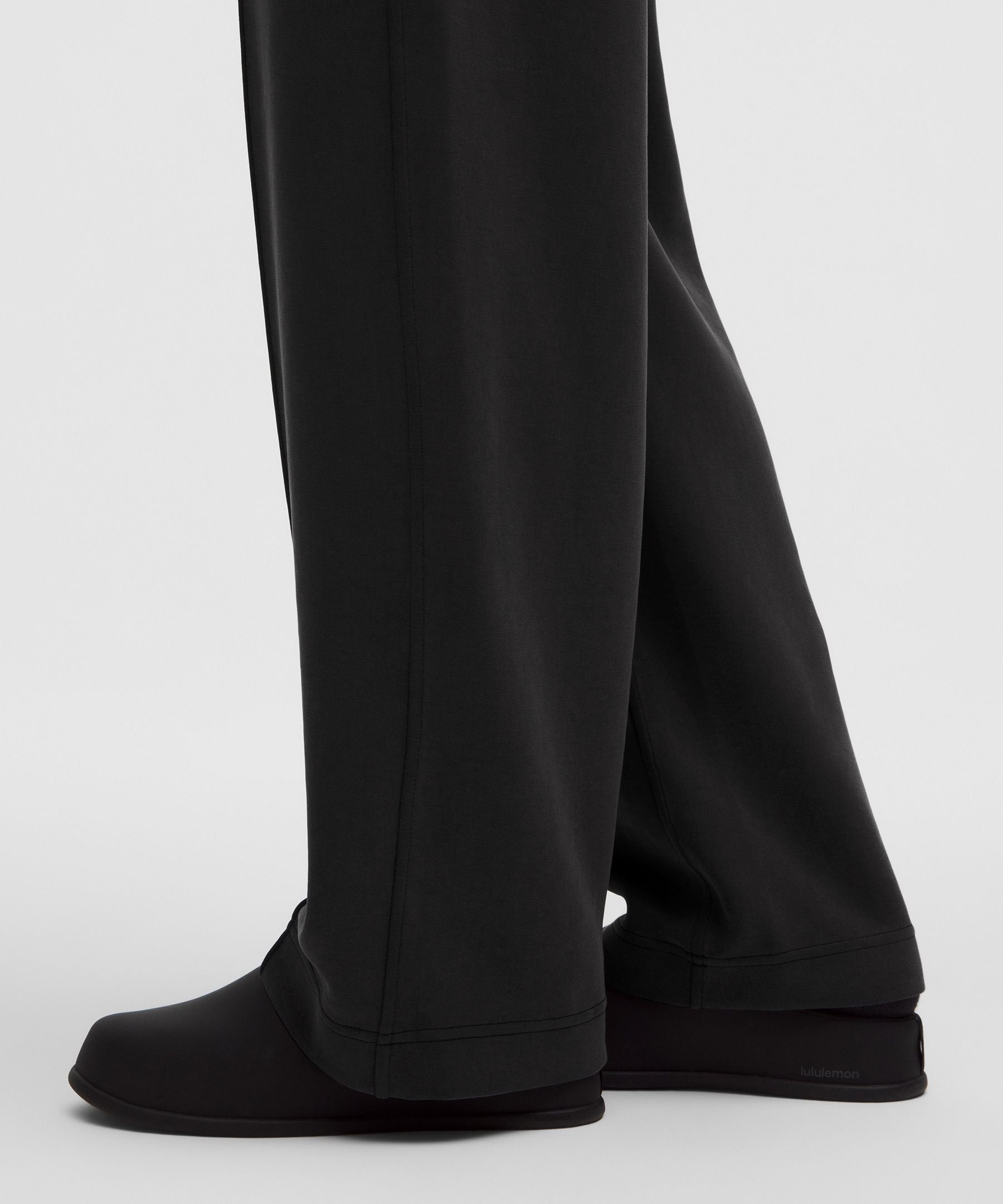 Lululemon Softstreme Pintuck Mid-Rise Pant *Regular