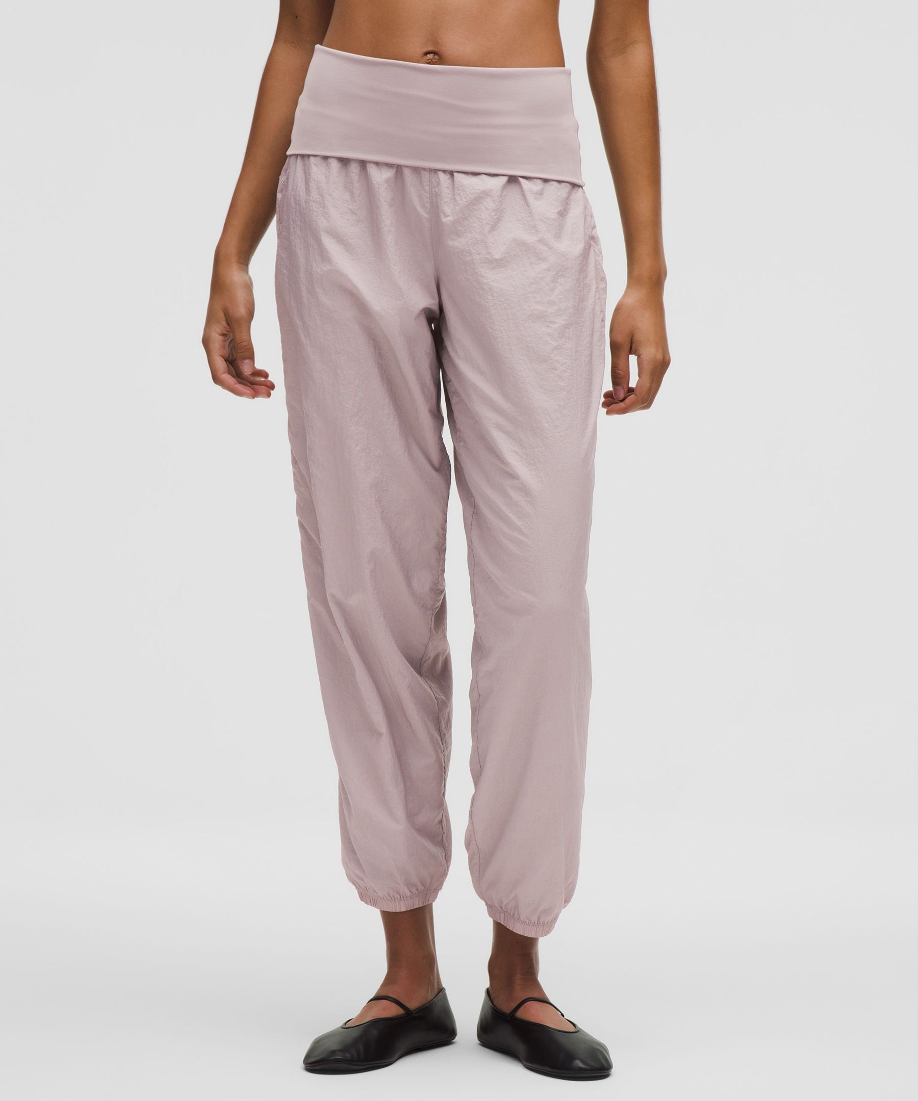 #color_mauve-grey
