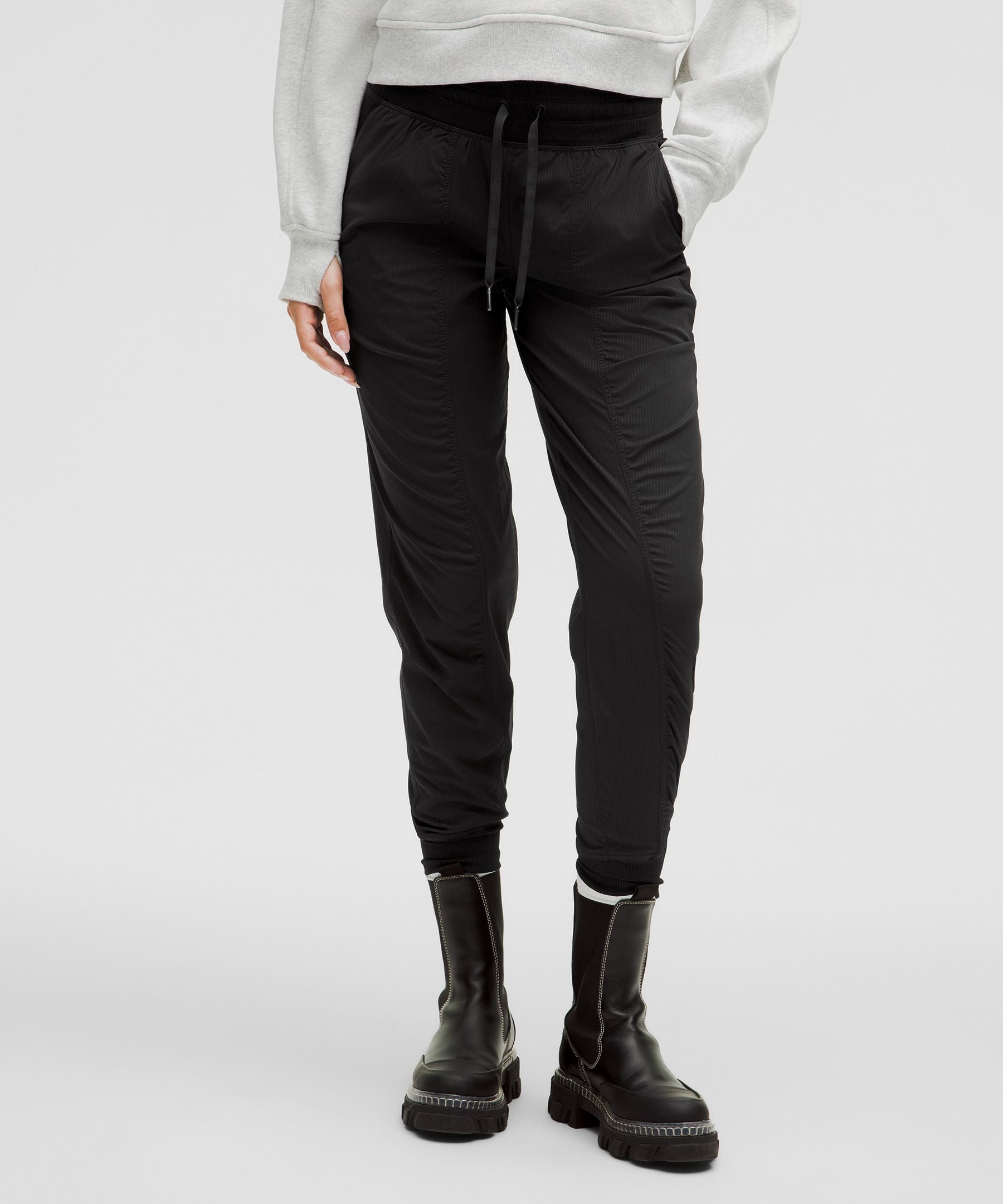 #color_black
