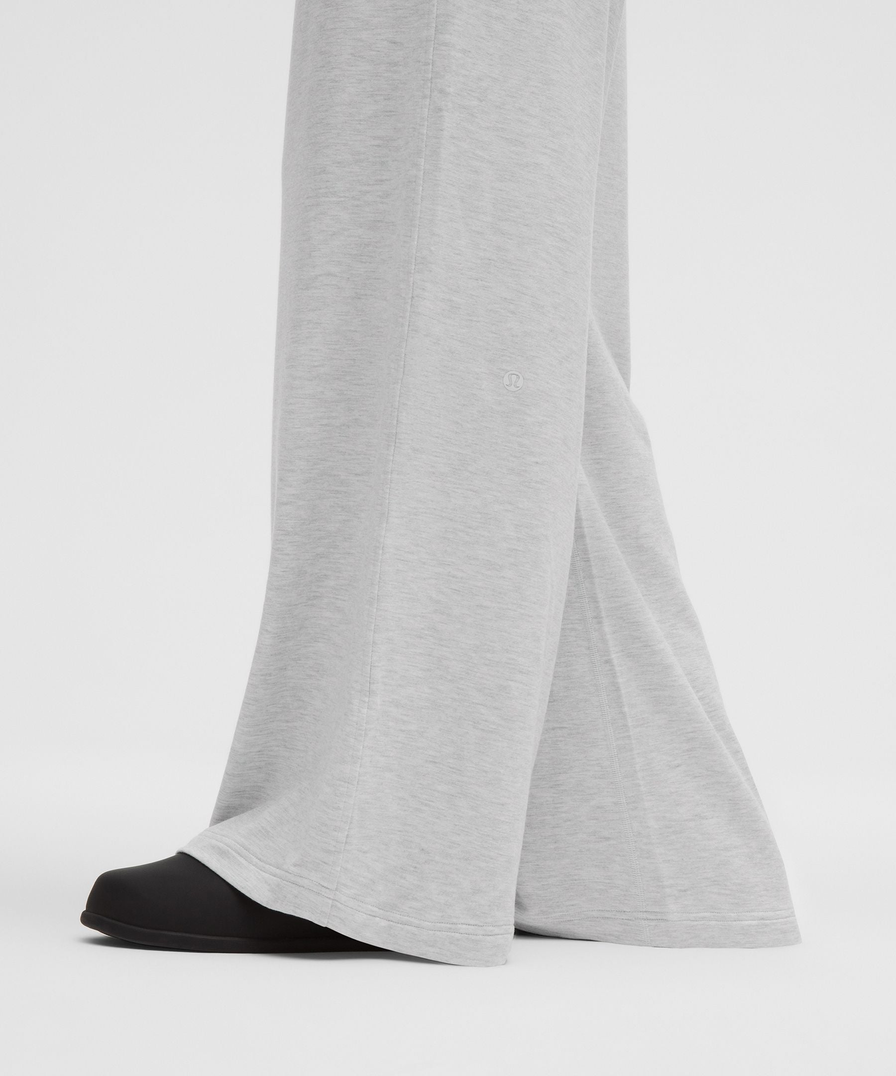 Lululemon BeCalm Mid-Rise Wide-Leg Pant