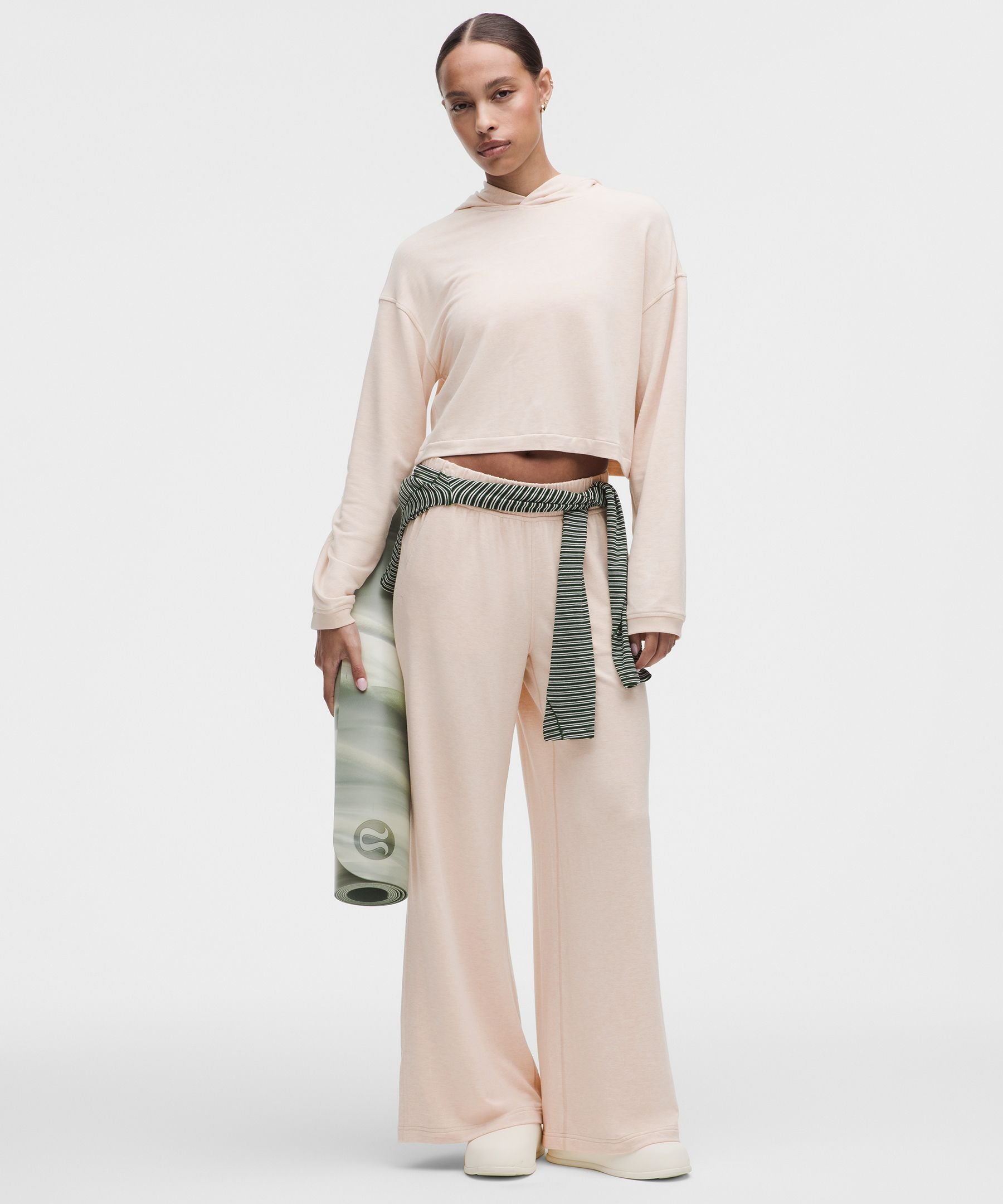 Lululemon BeCalm Mid-Rise Wide-Leg Pant