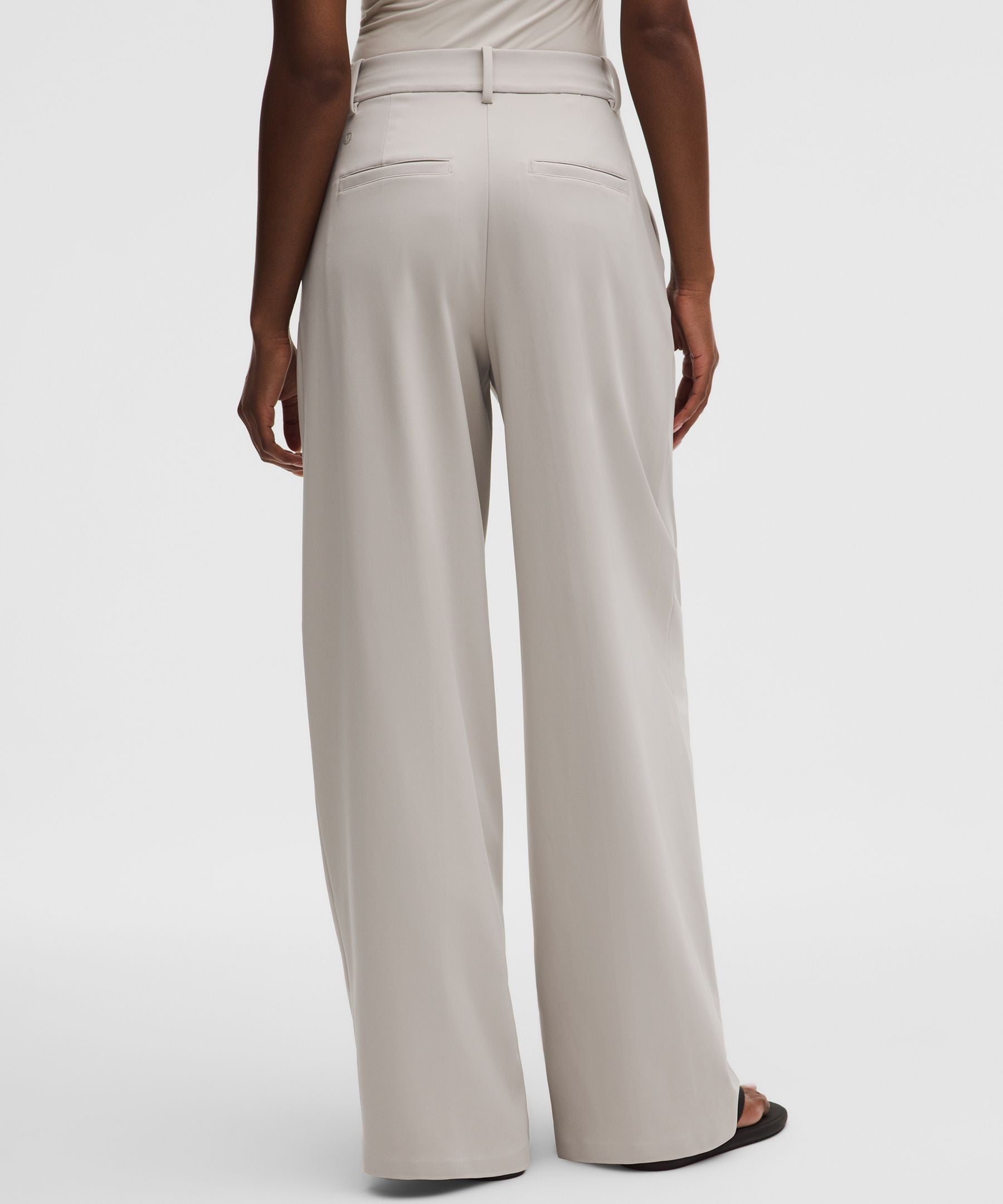 Lululemon Women's Daydrift High-Rise Wide-Leg Trouser *Short