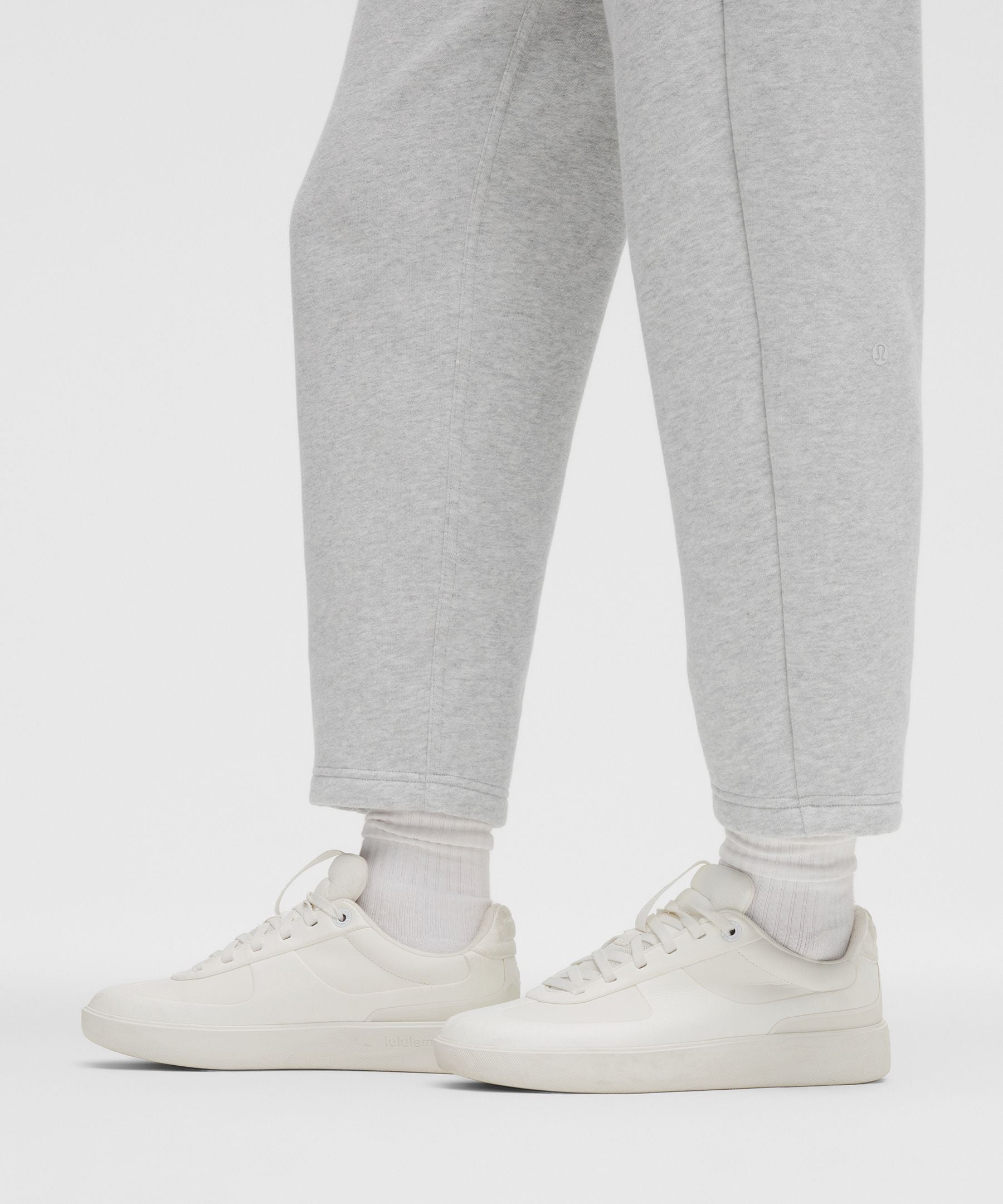 Lululemon Scuba Mid-Rise Tapered Pant 7/8 Length