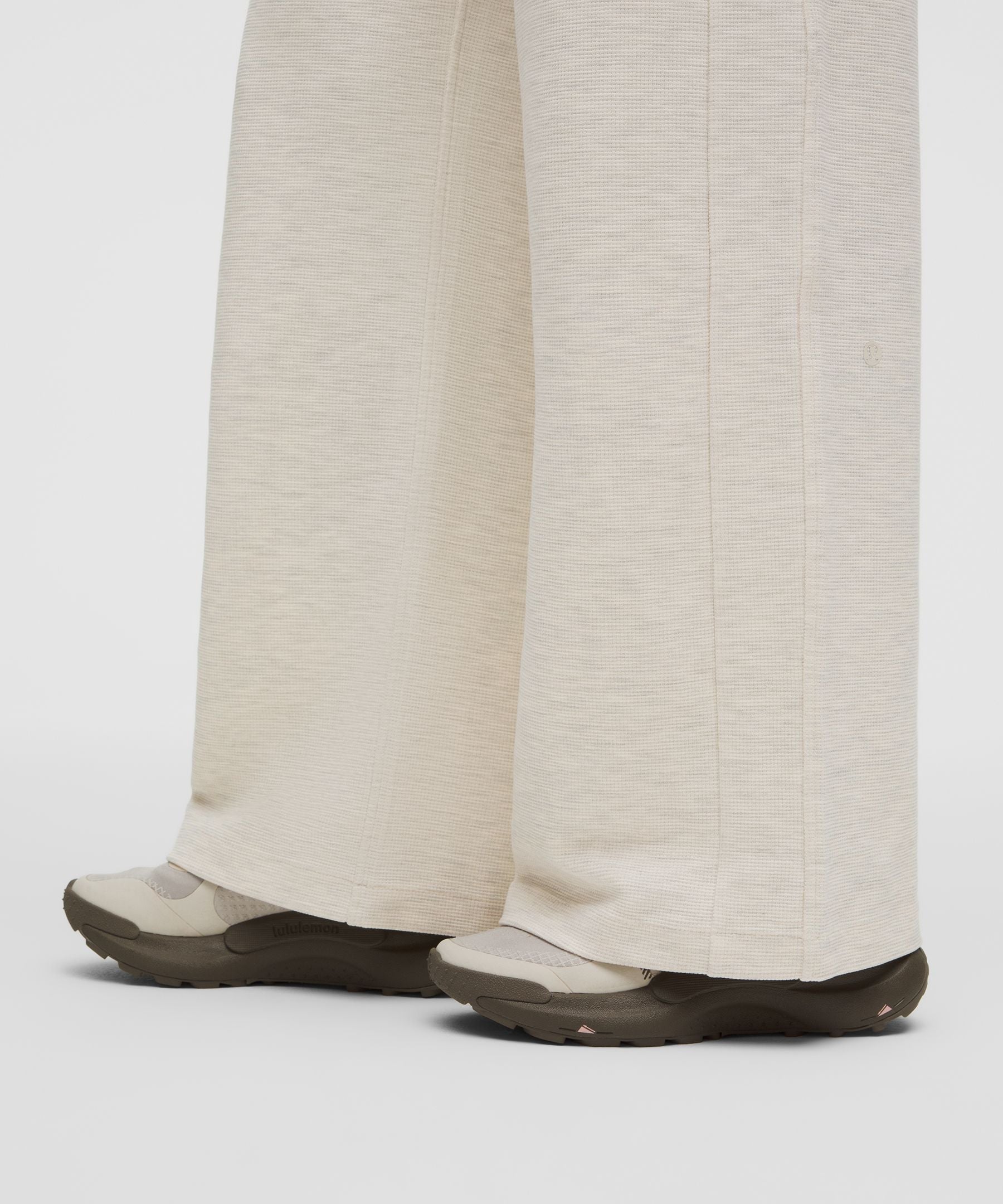 Lululemon Scuba Mid-Rise Wide-Leg Pant *Waffle